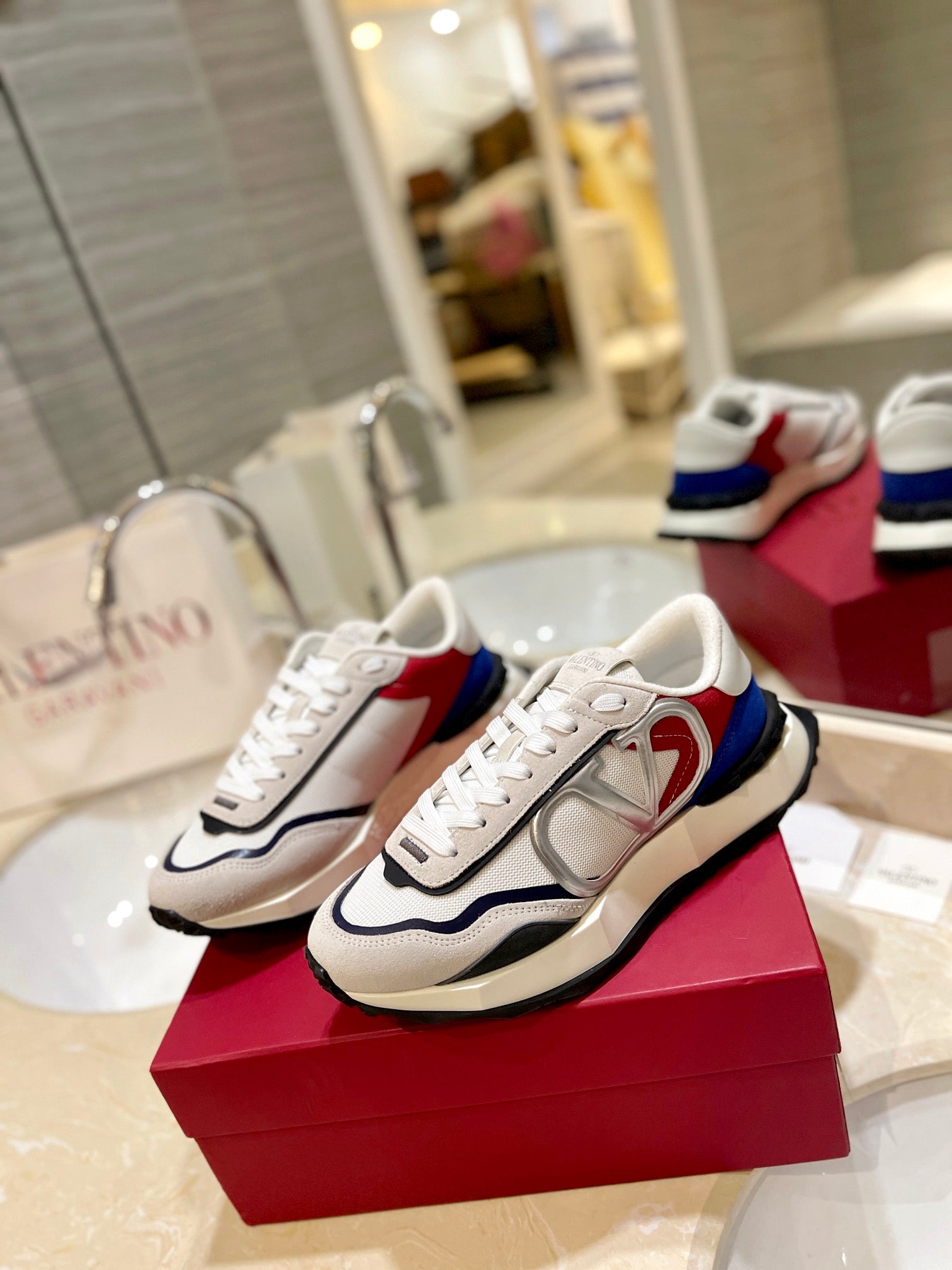 Valentino Sneaker