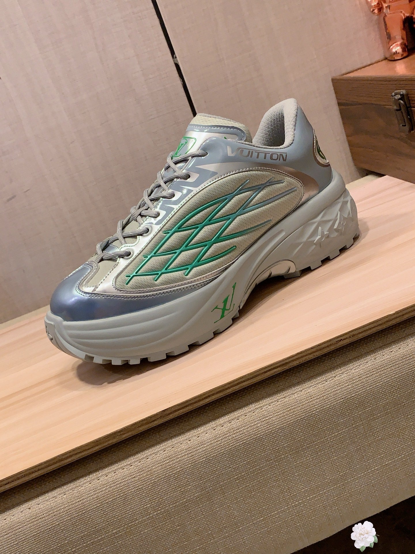 Louis Vuitton Sneaker