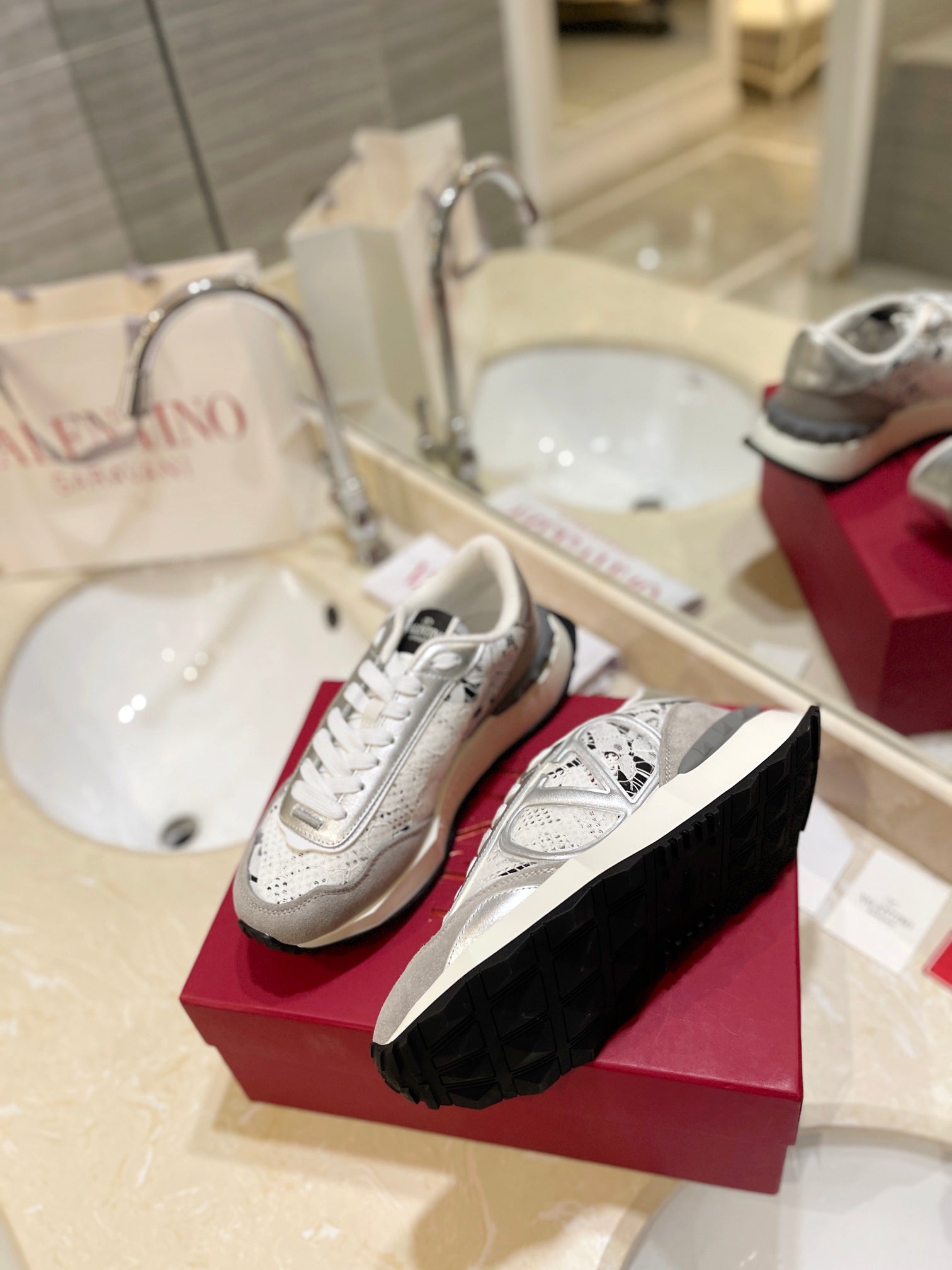 Valentino sneaker