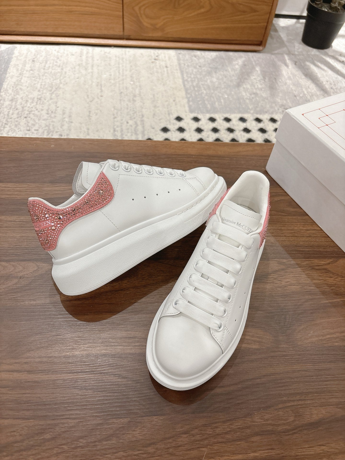 Alexander McQueen Sneaker