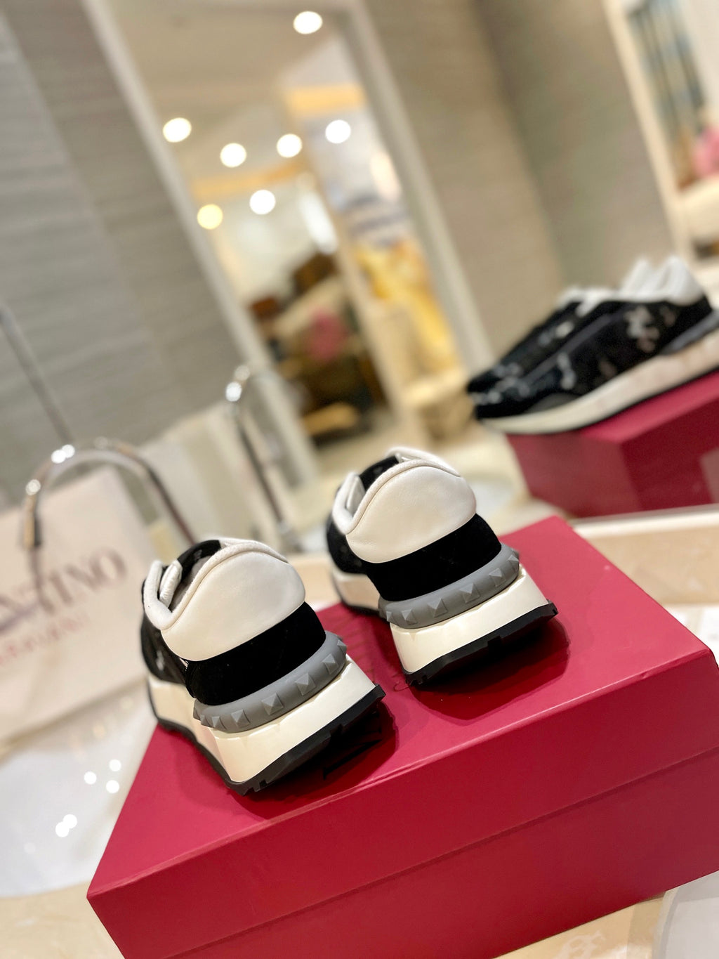 Valentino Sneaker