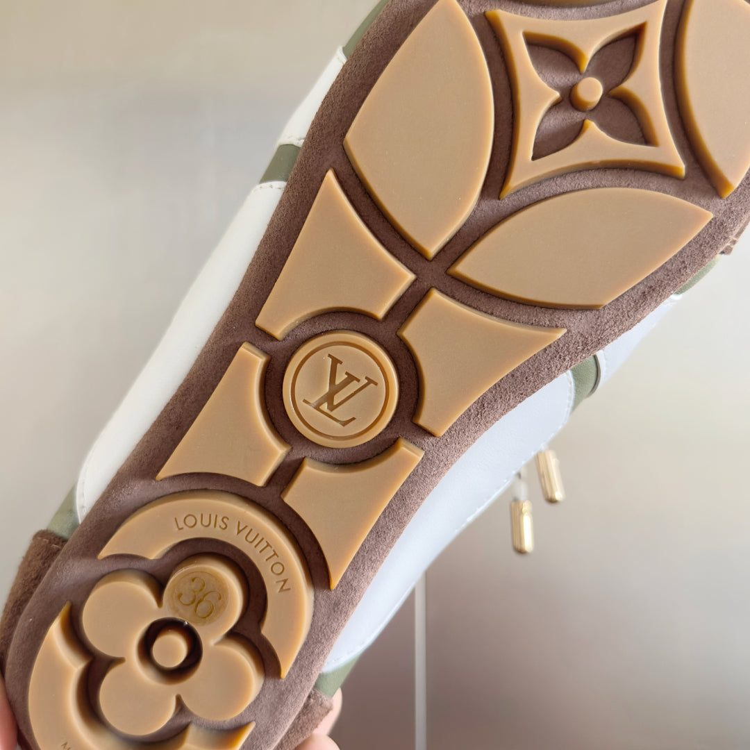 Louis Vuitton Sneaker