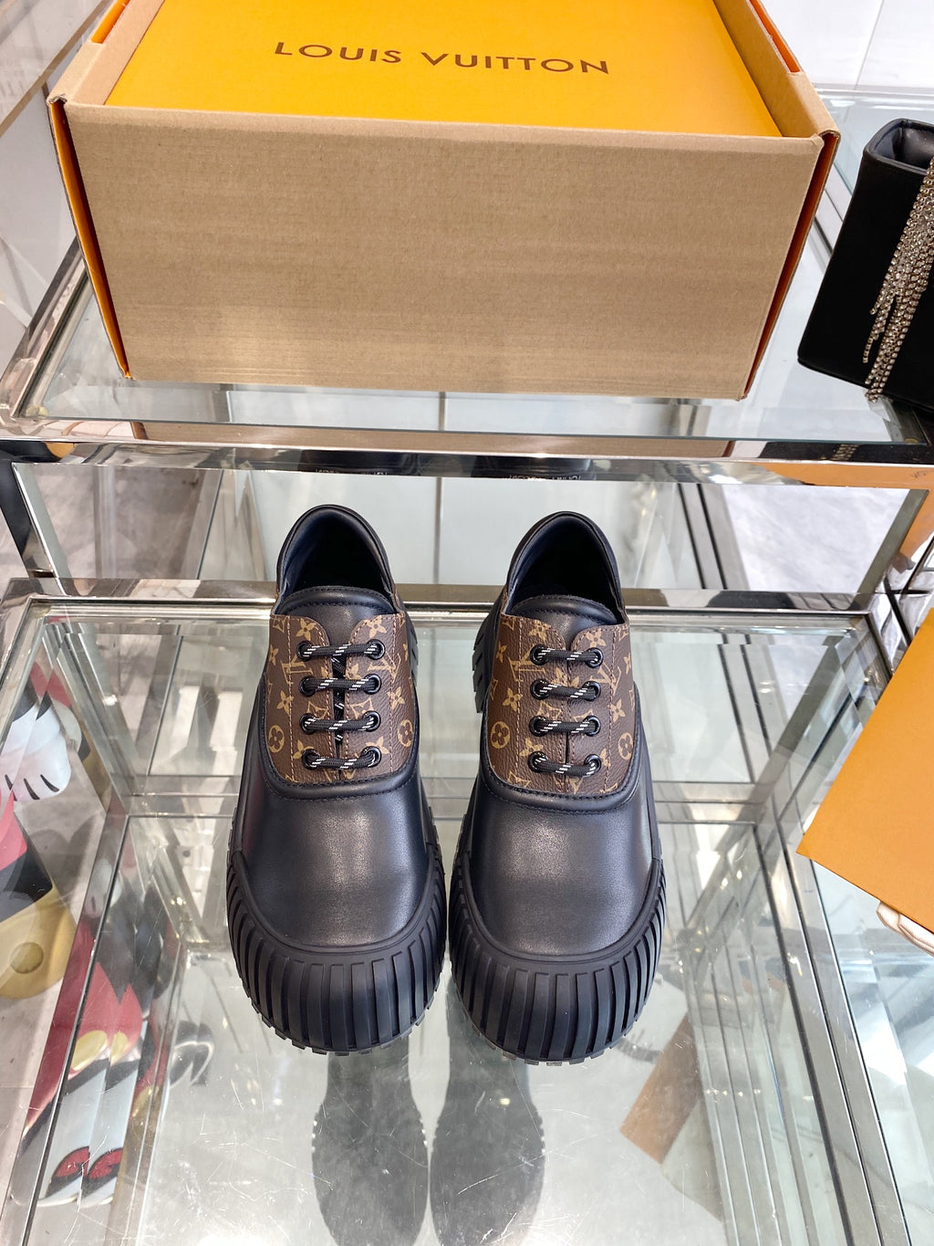 Louis Vuitton Sneaker