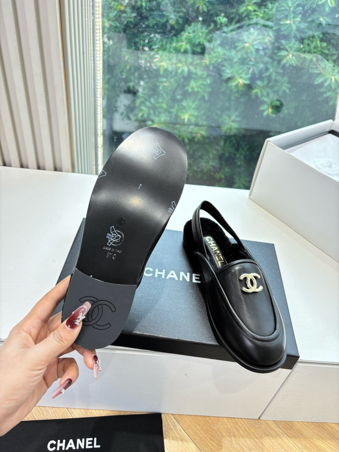 Chanel Slipper