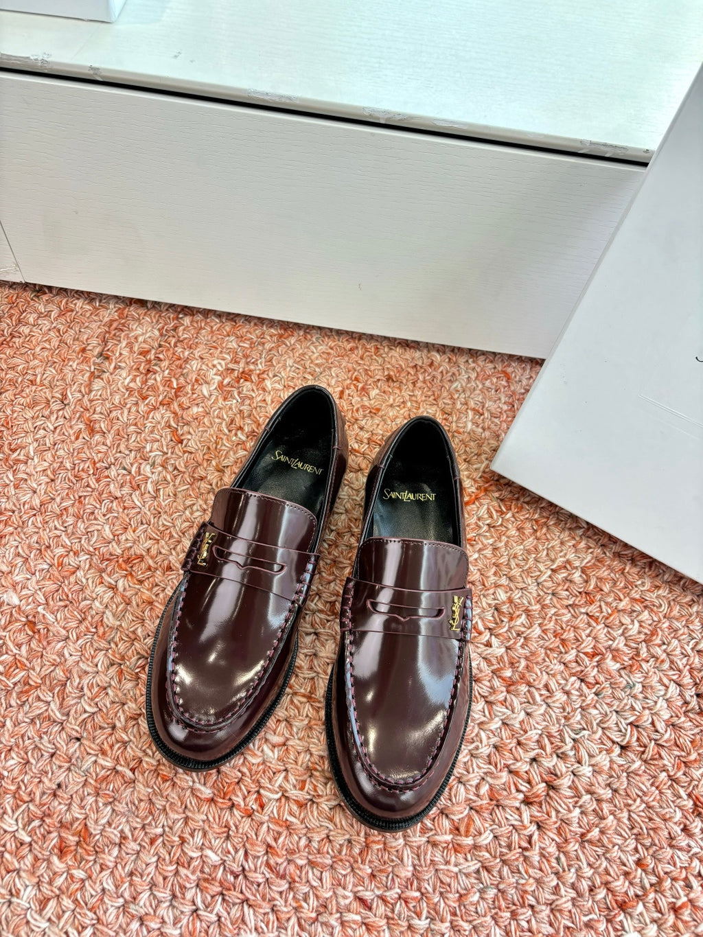 Yves Saint Laurent Loafer