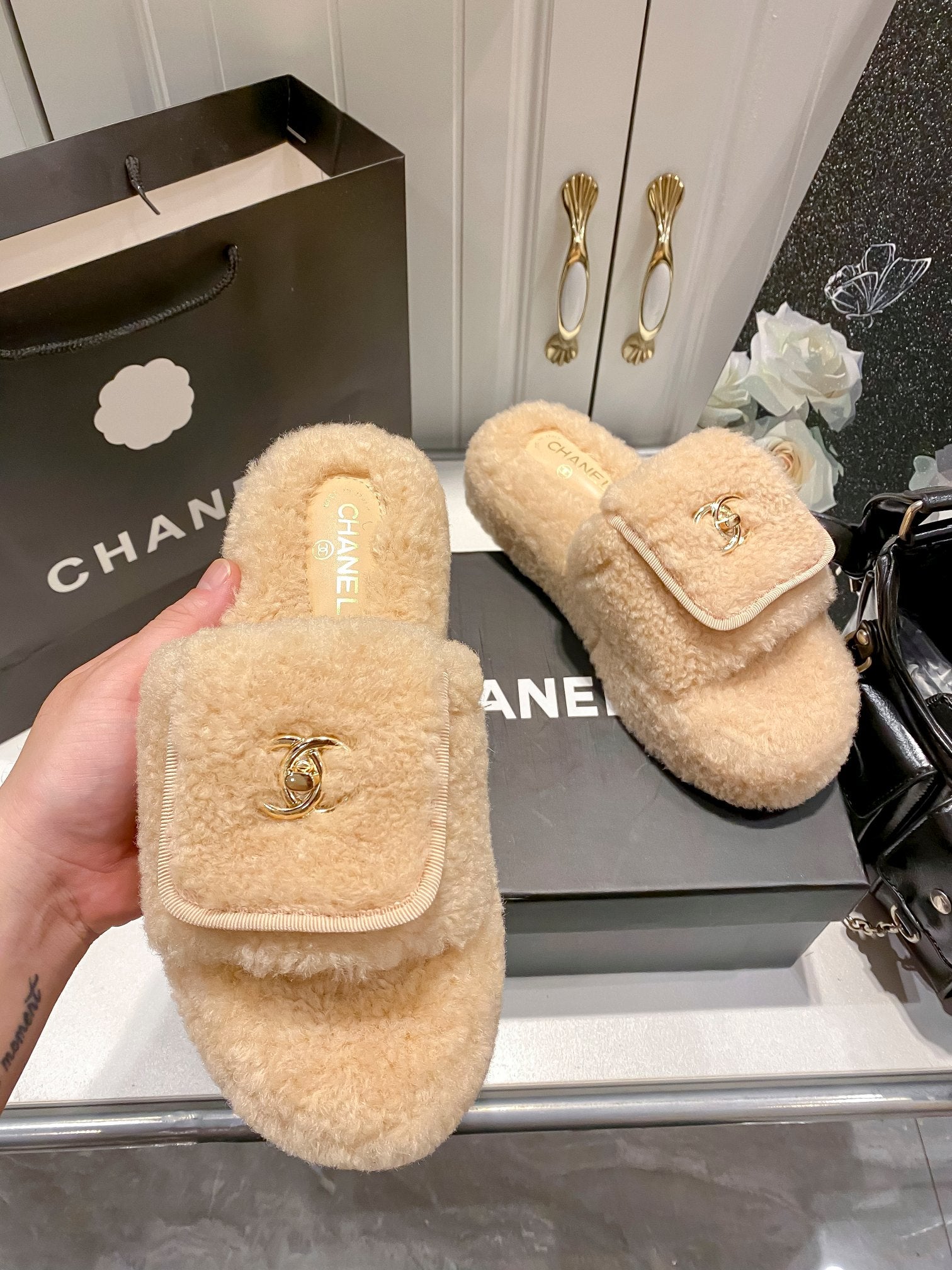Chanel Slipper