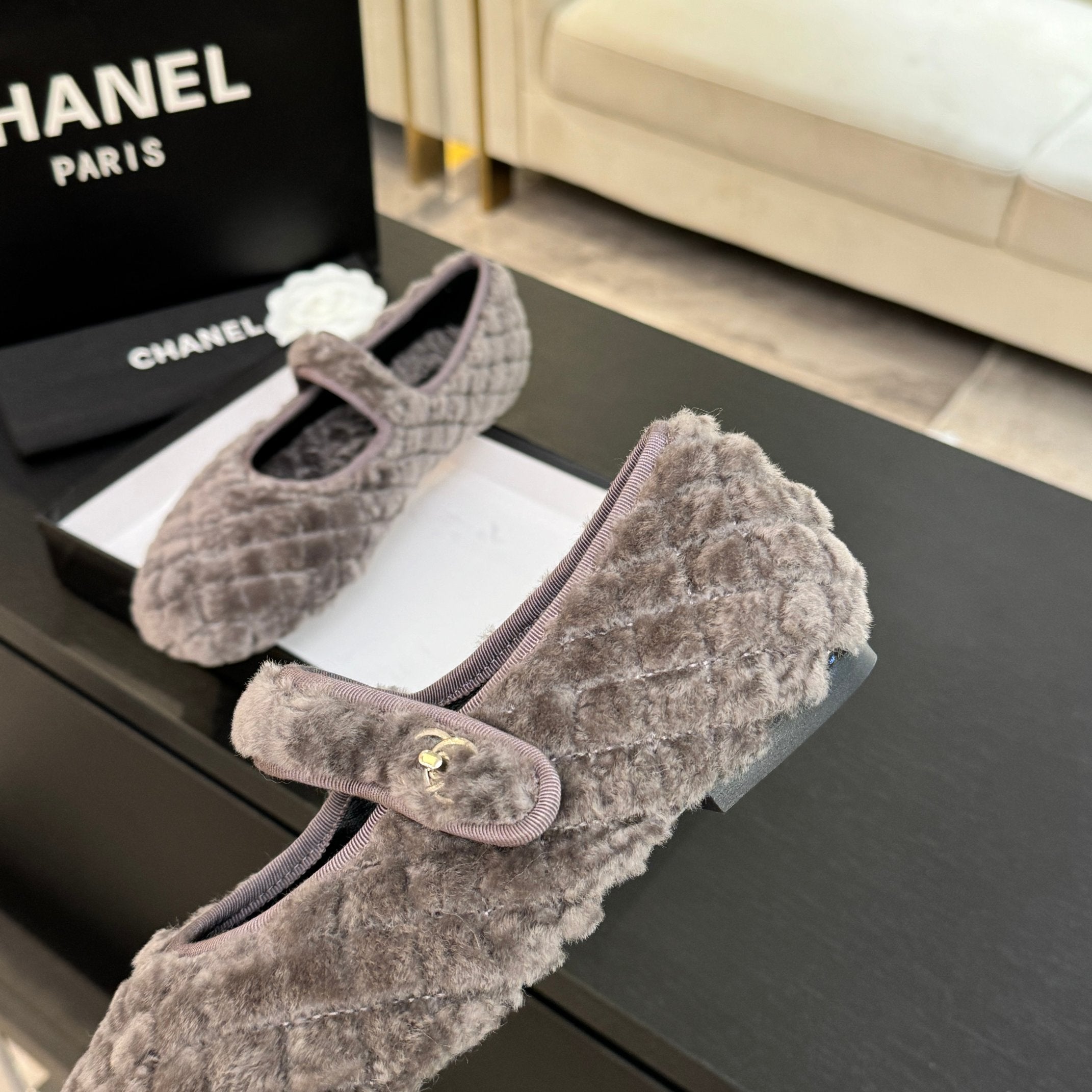 Chanel Slipper