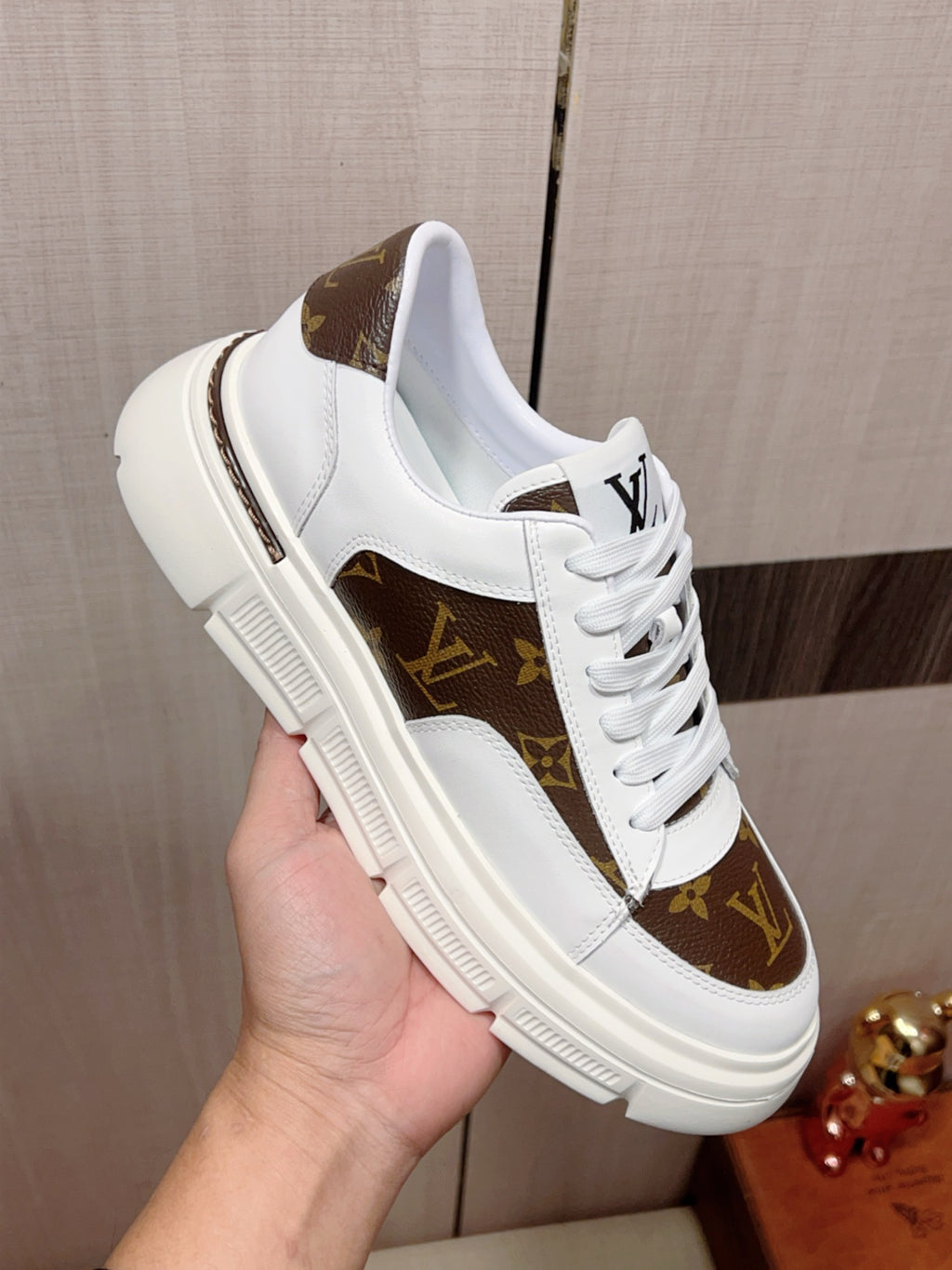 Louis Vuitton Sneaker