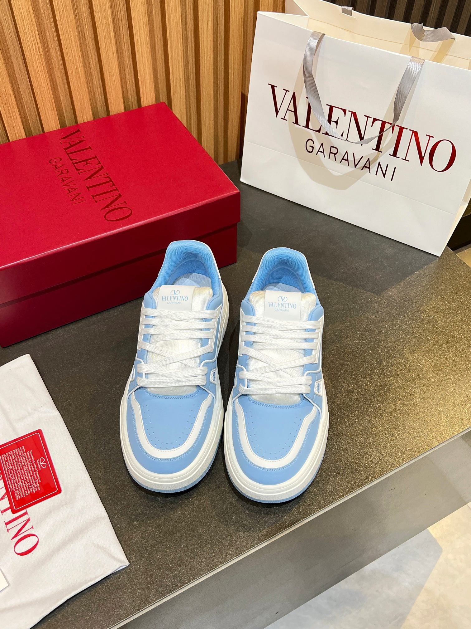 Valentino Sneaker