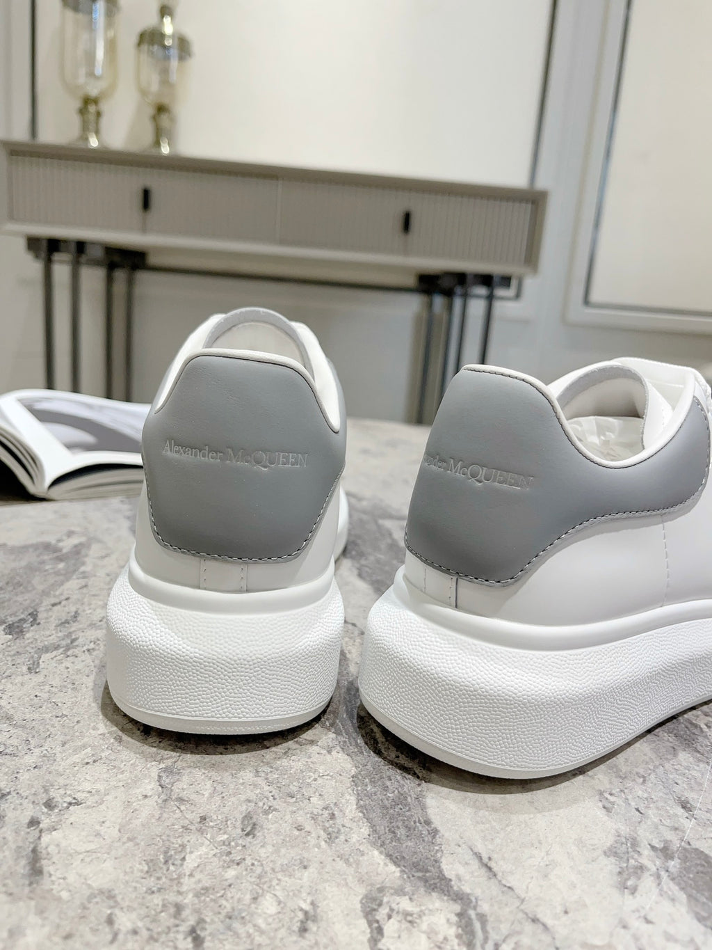 Alexander McQueen Sneaker