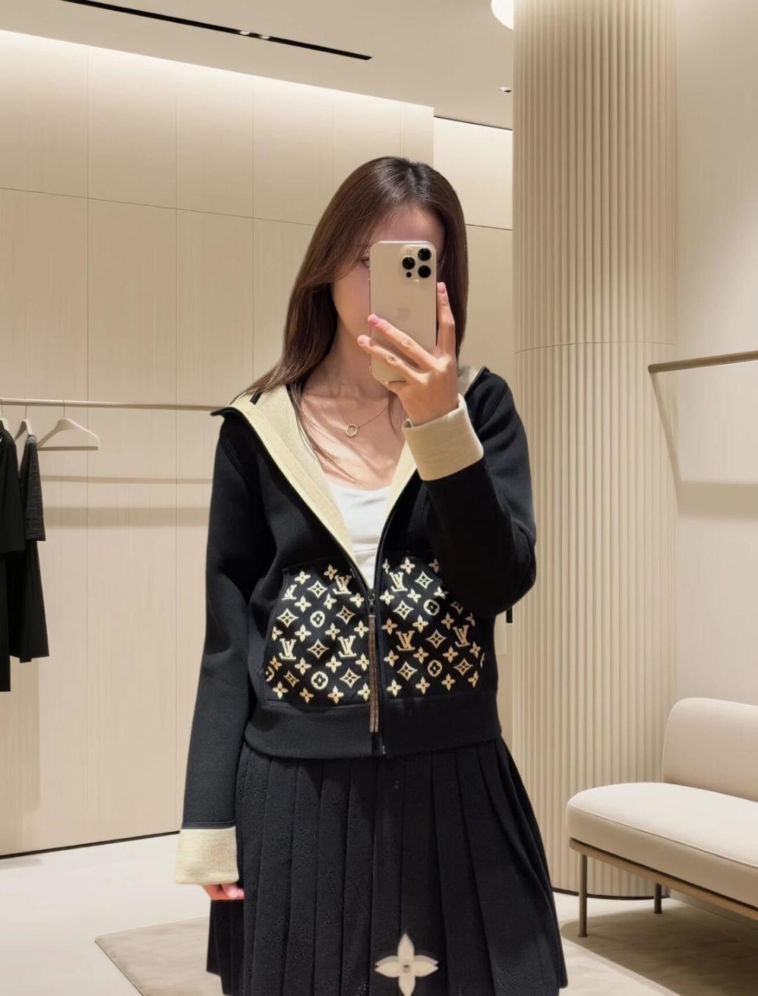 Louis Vuitton Sweat