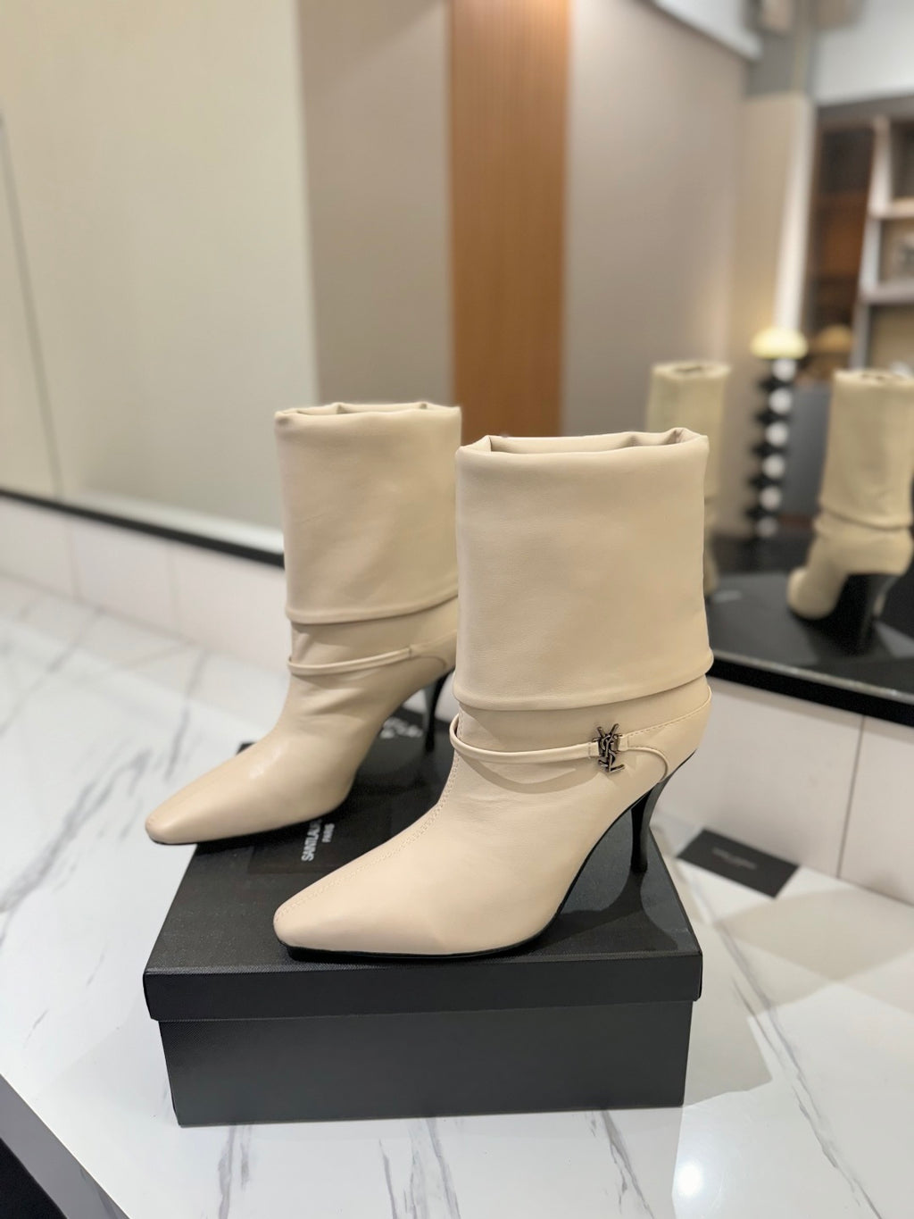 Saint Laurent Çizme