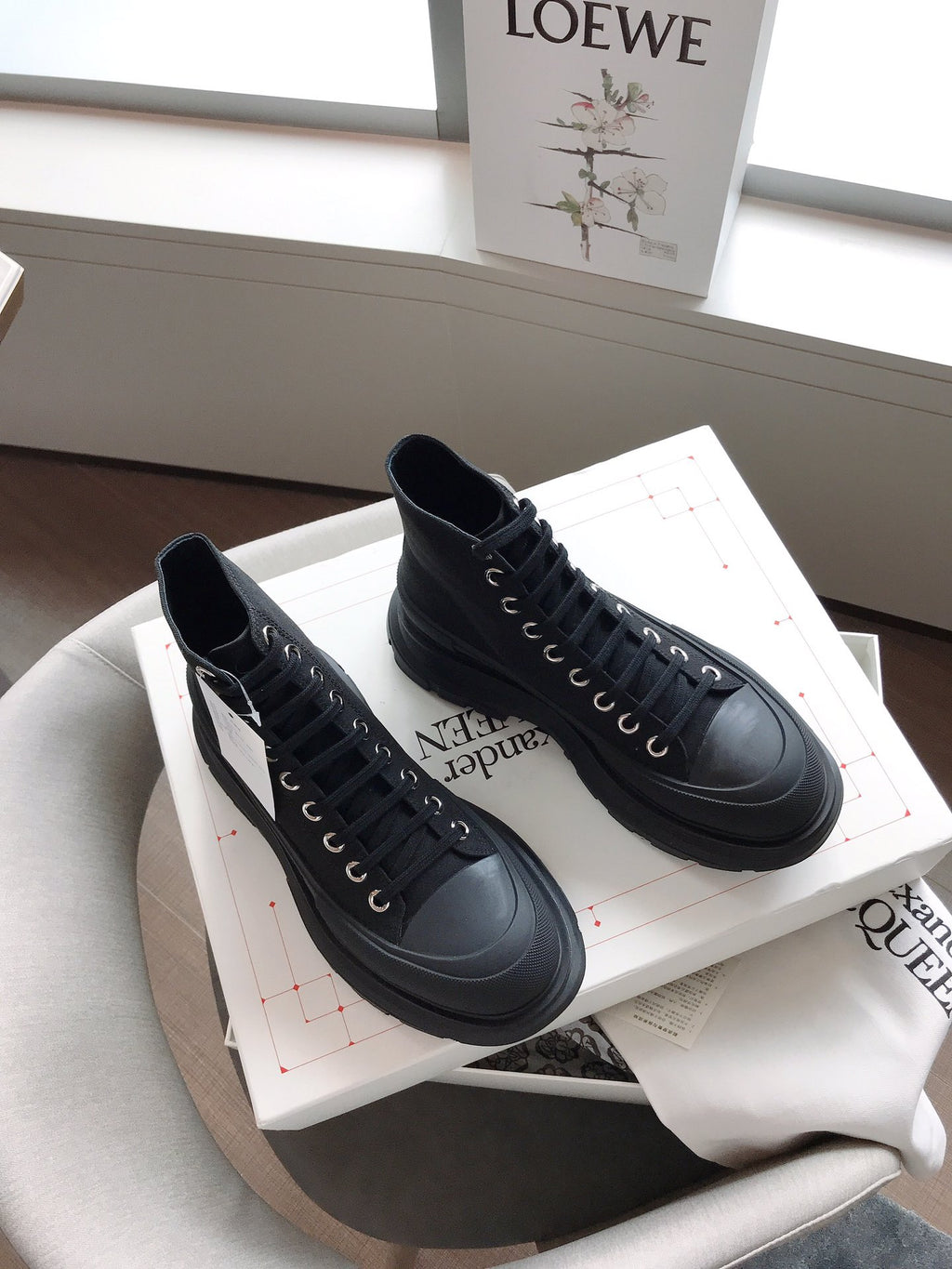 Alexander McQueen Bot