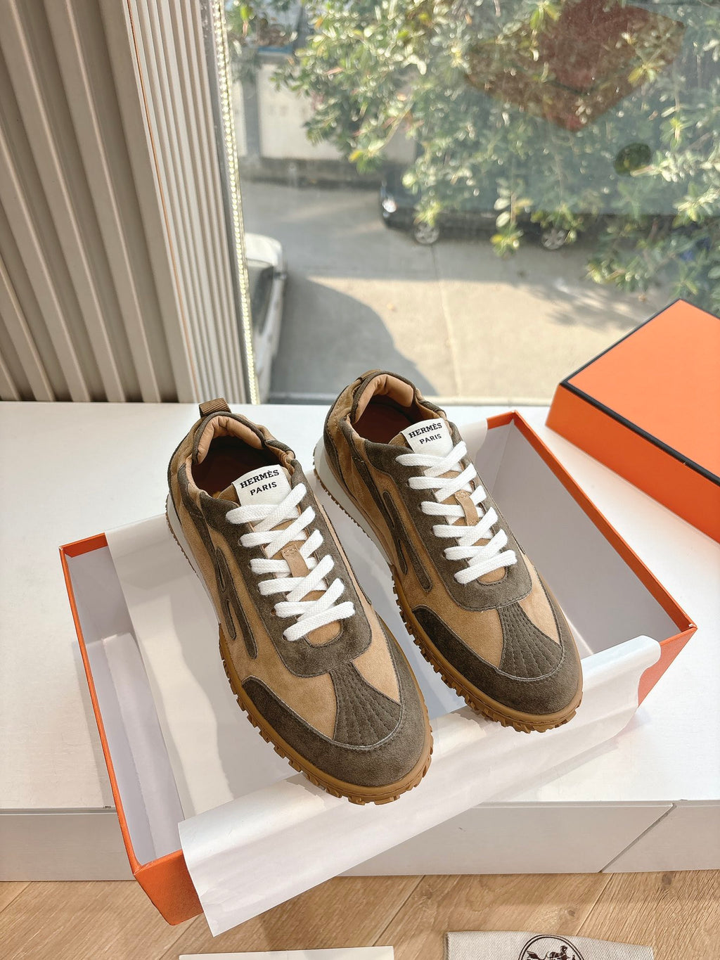 Hermes Sneaker