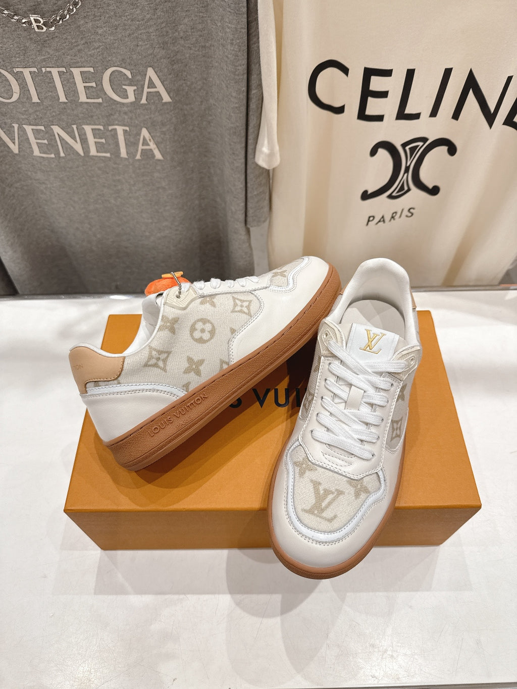 Louis Vuitton Sneaker
