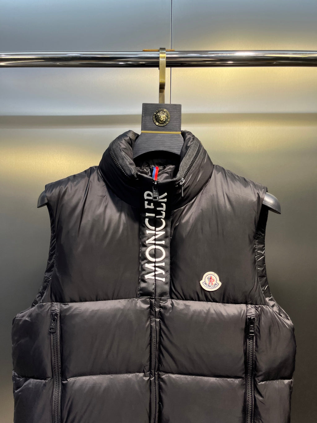 Moncler Yelek
