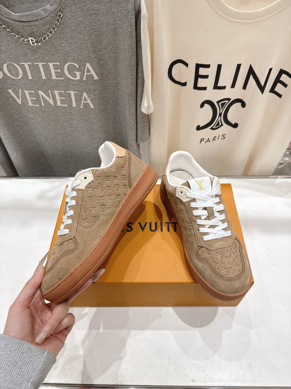 Louis Vuitton Sneaker