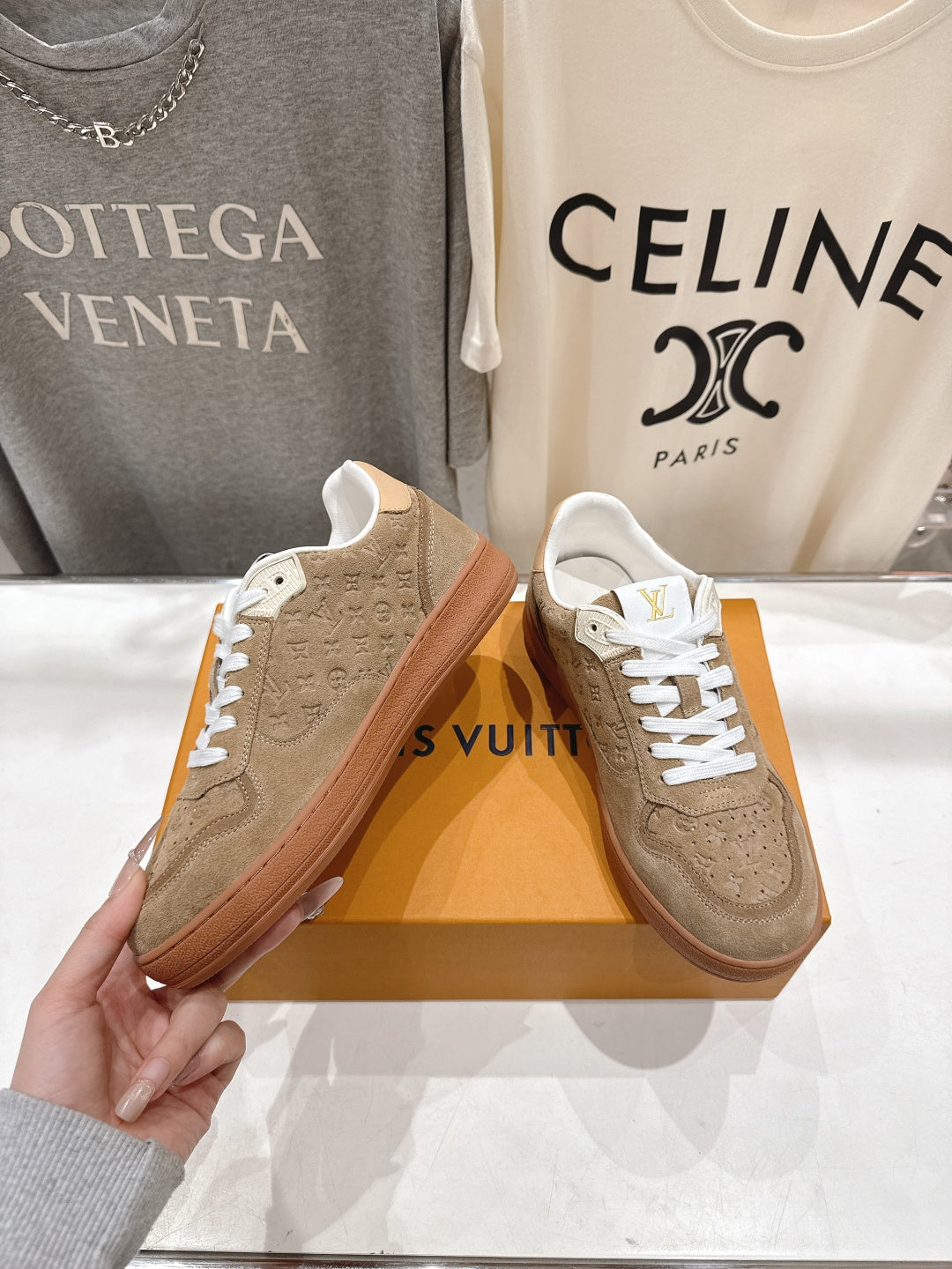 Louis Vuitton Sneaker