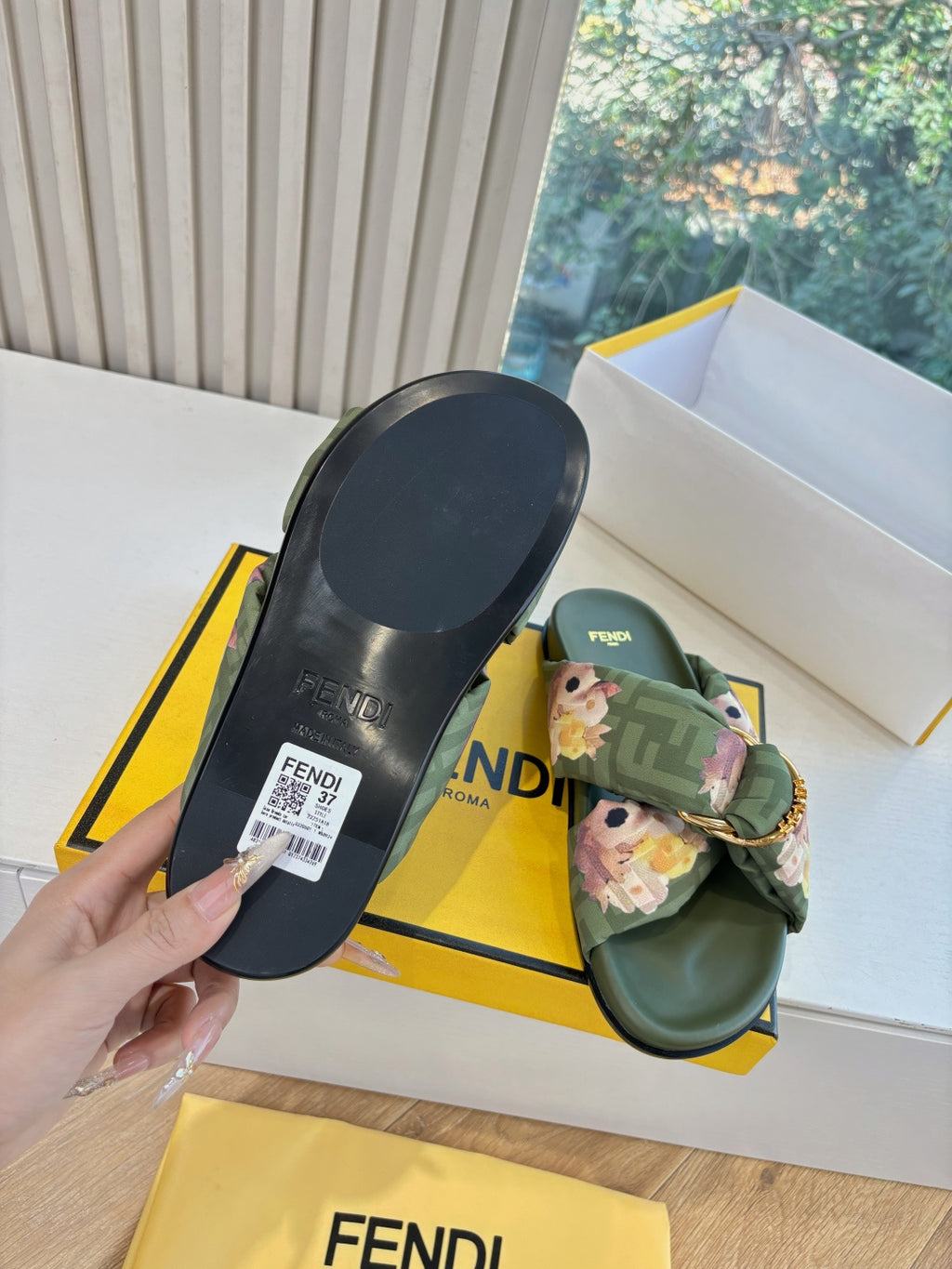 Fendi Slipper