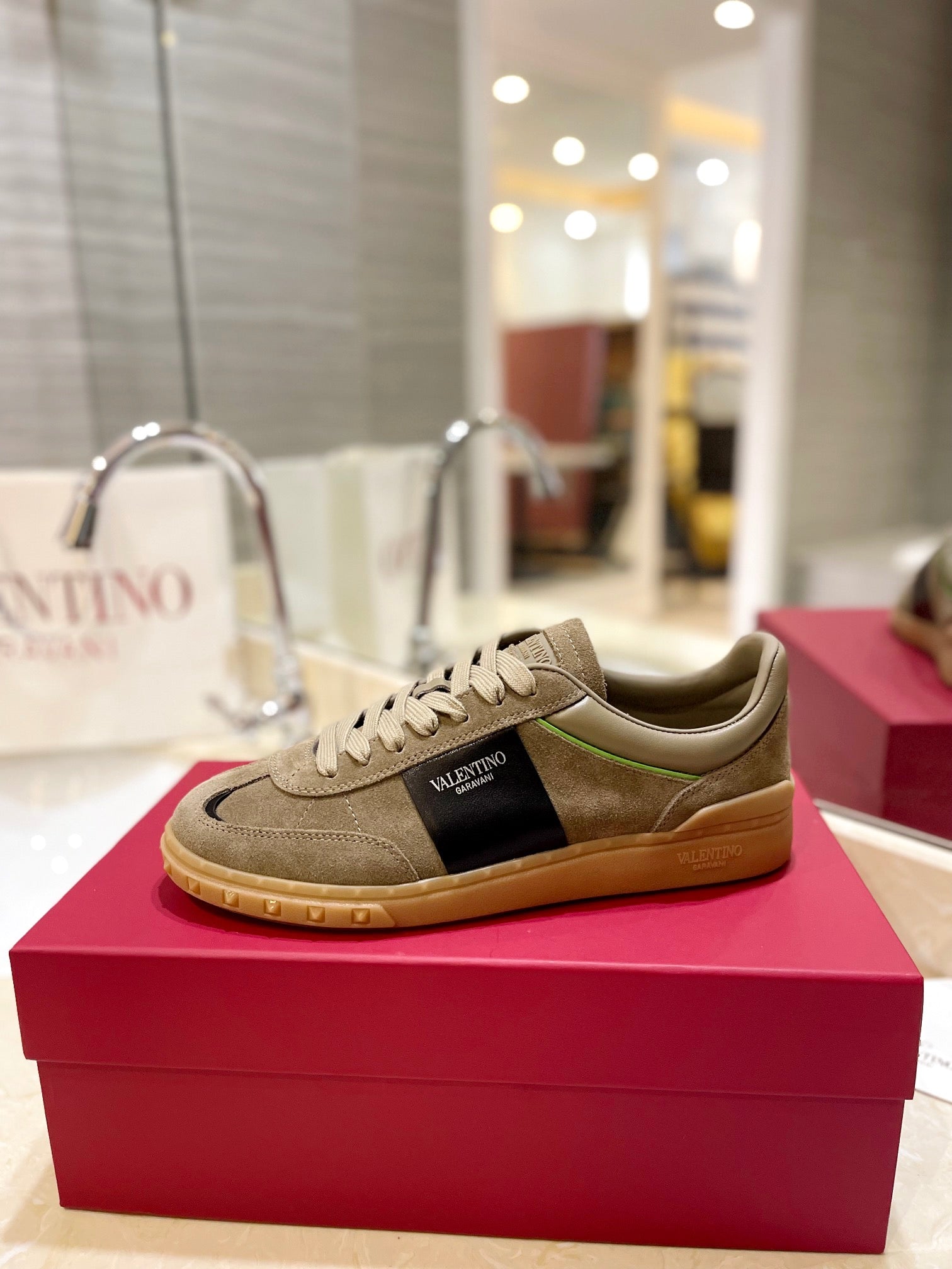 Valentino Sneaker