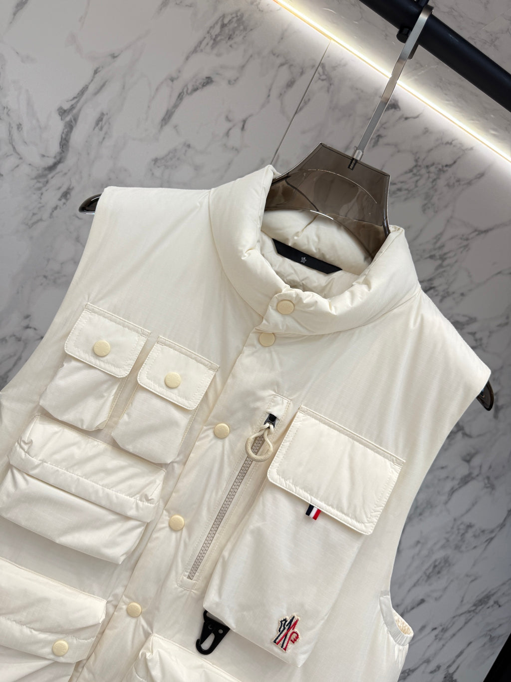 Moncler Yelek