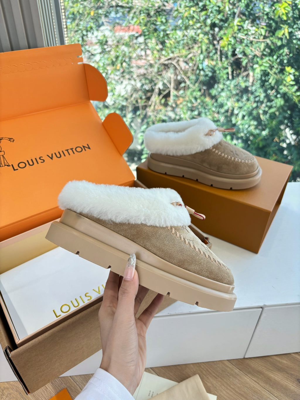 Louis Vuitton Slipper