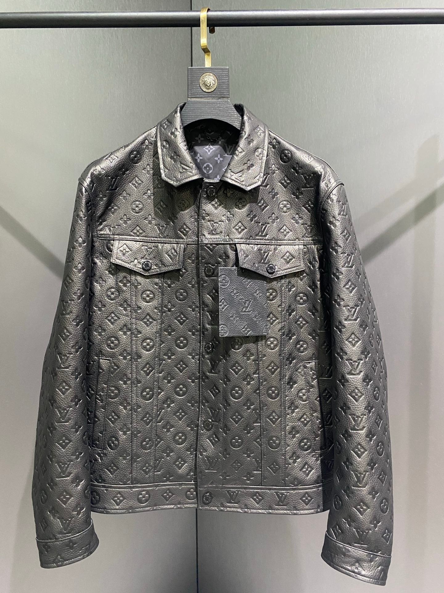 Louis Vuitton Deri Mont