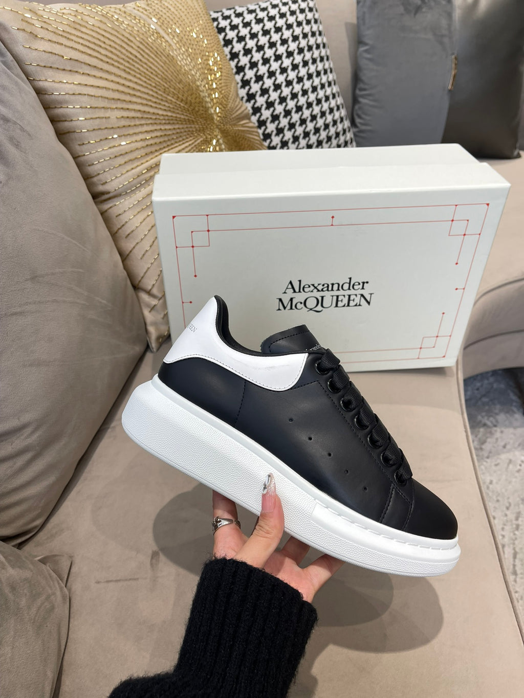 Alexander McQueen Sneaker