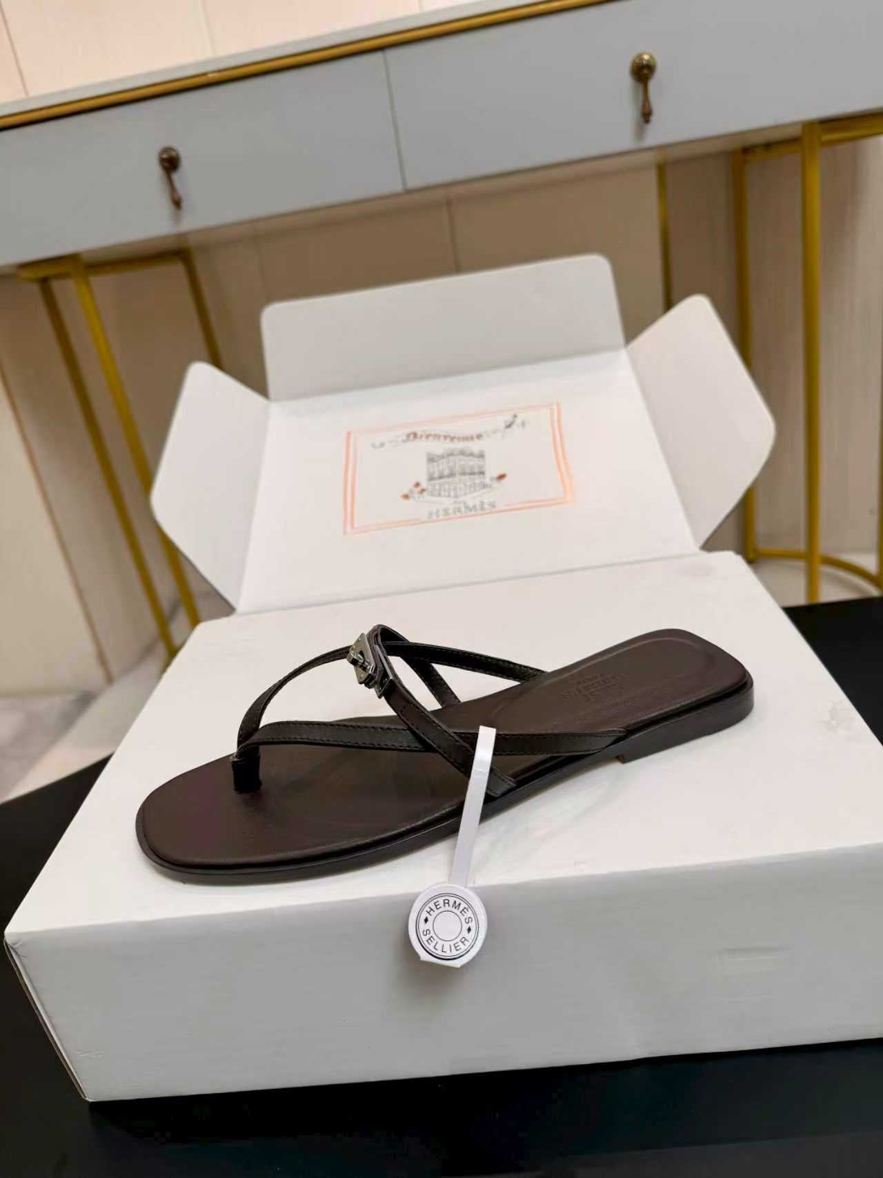 Hermes Slipper