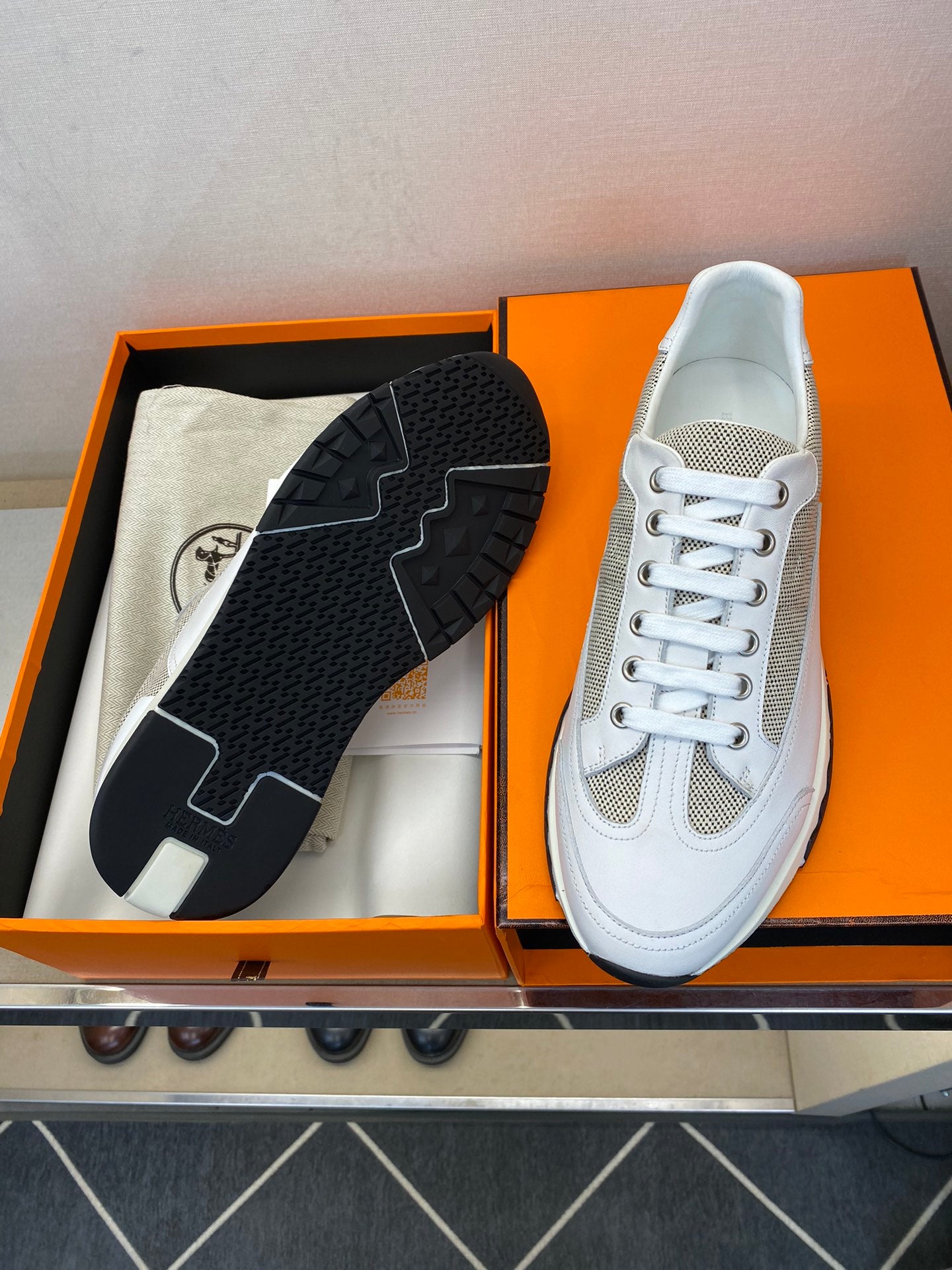 Hermes Sneaker