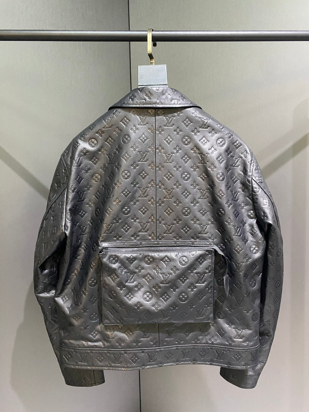 Louis Vuitton Deri Mont