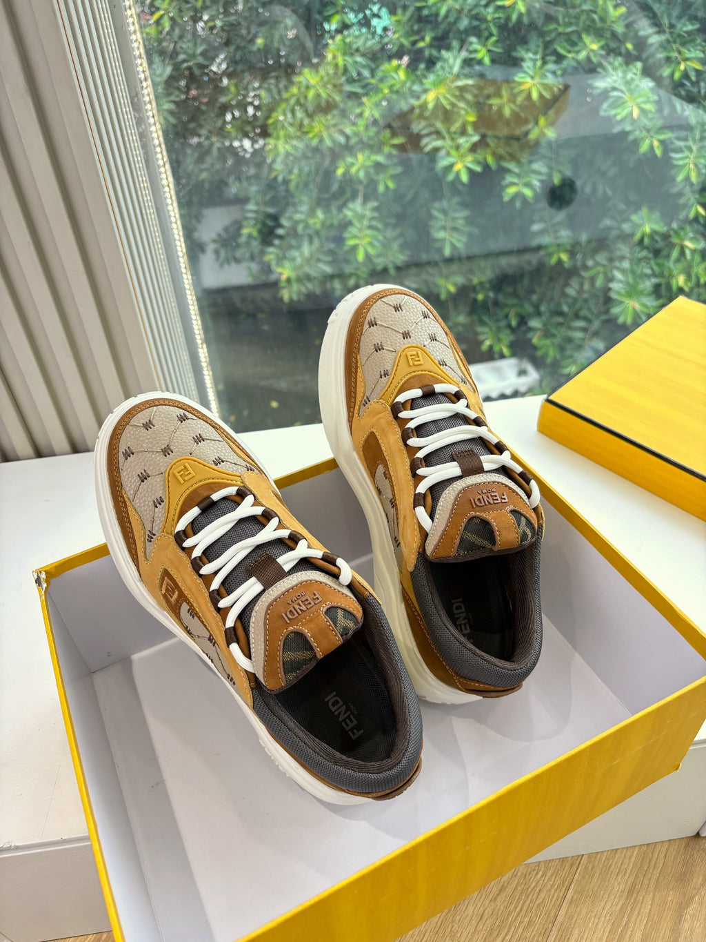 Fendi Sneaker