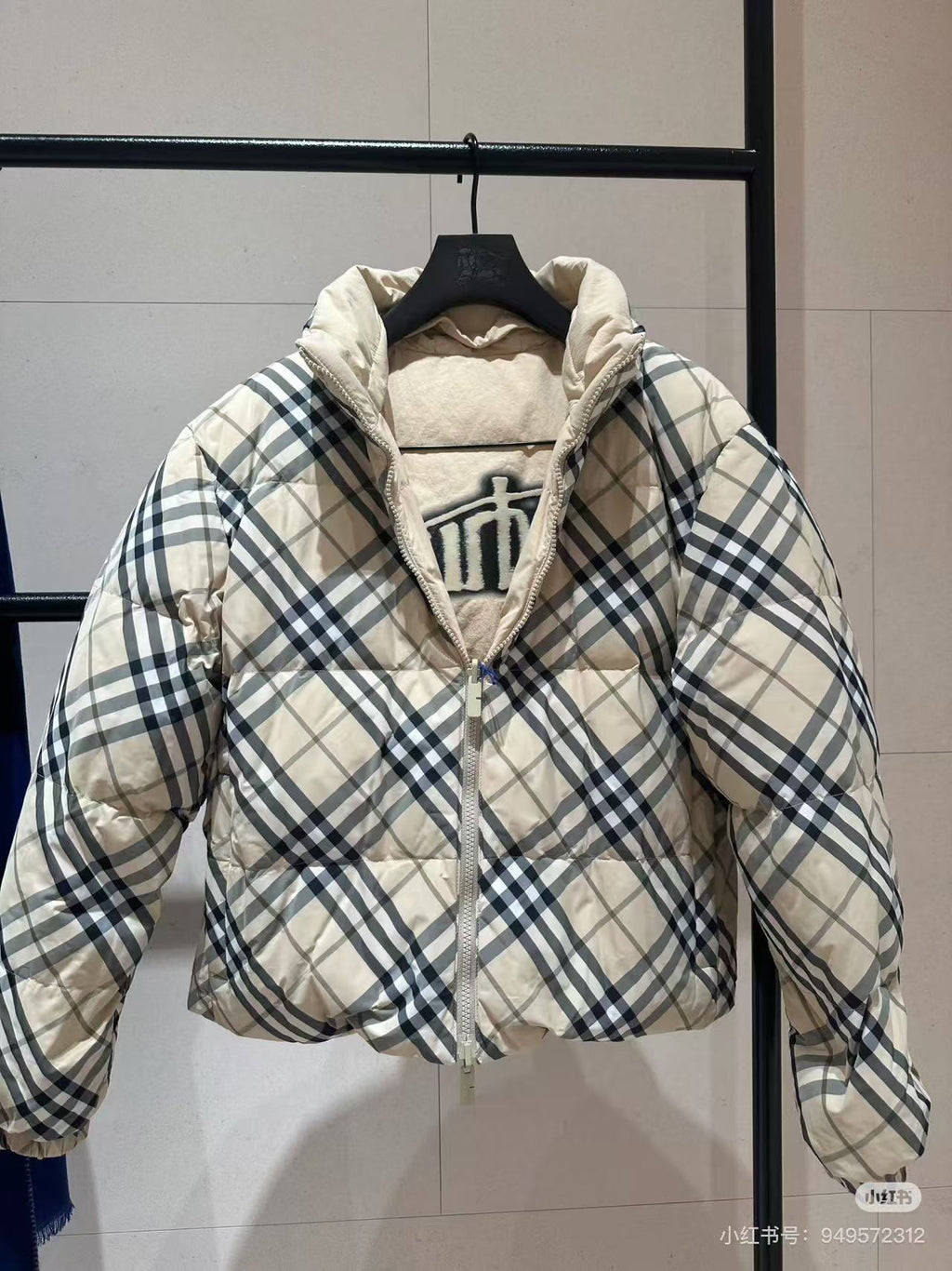 Burberry Mont