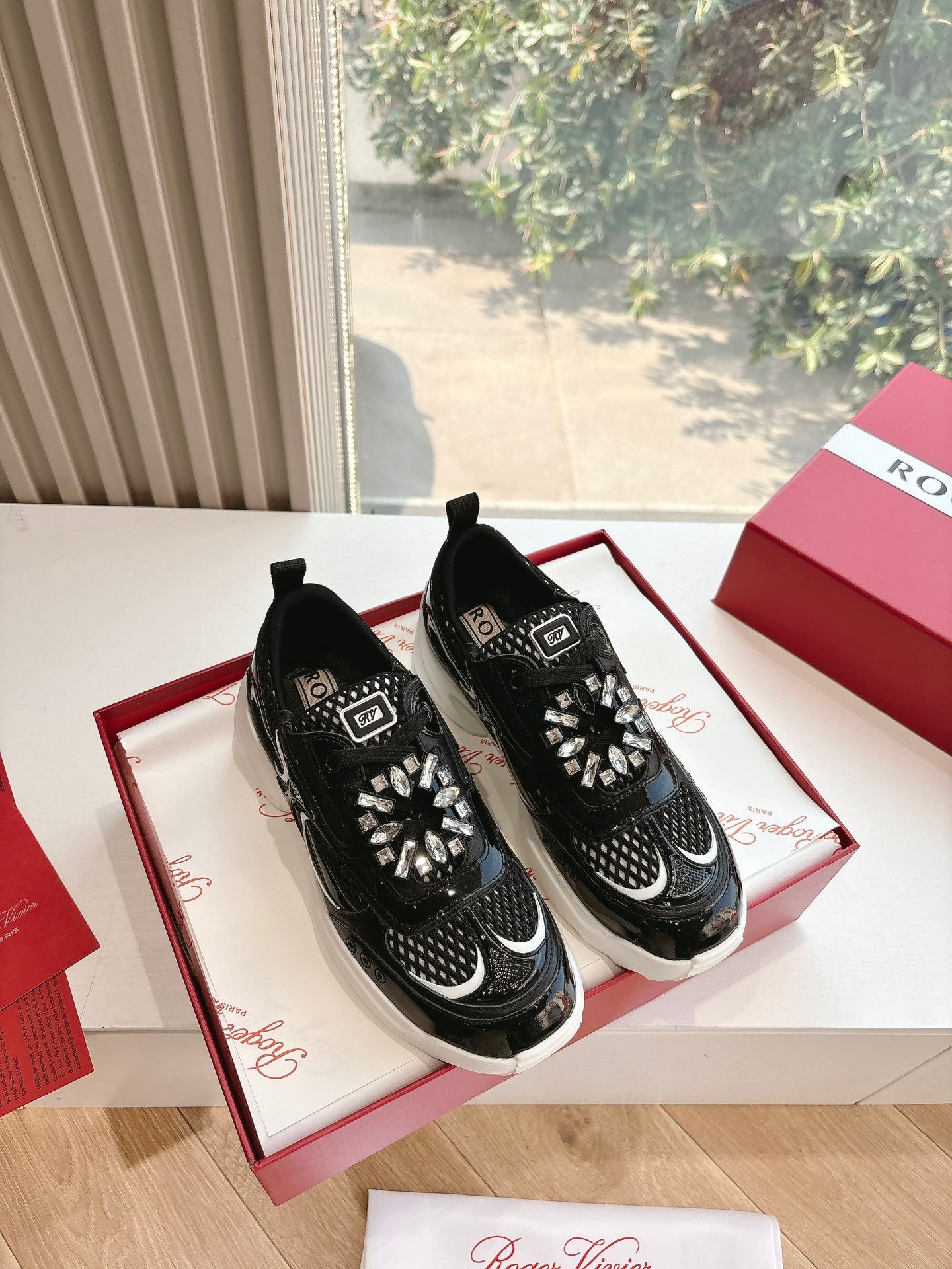 Roger Vivier Sneaker