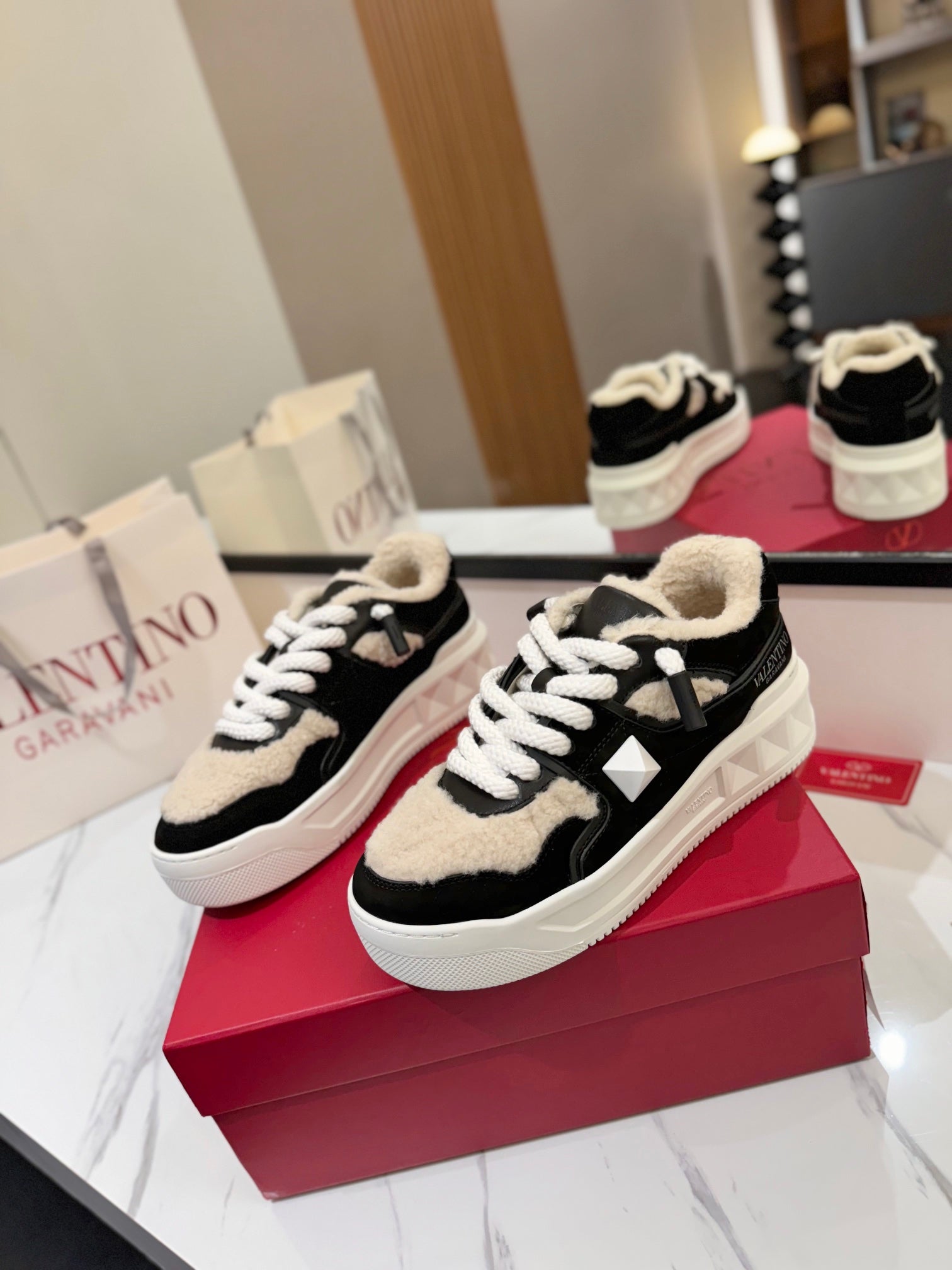 Valentino Sneaker