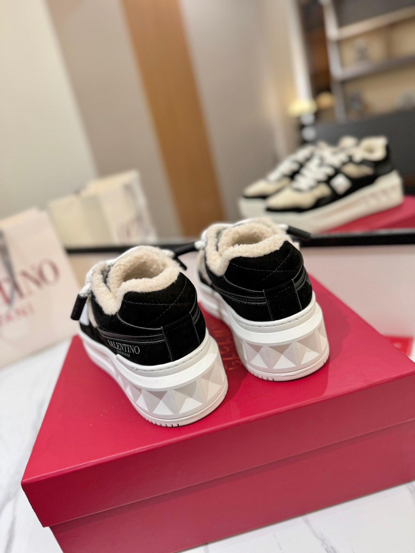 Valentino Sneaker