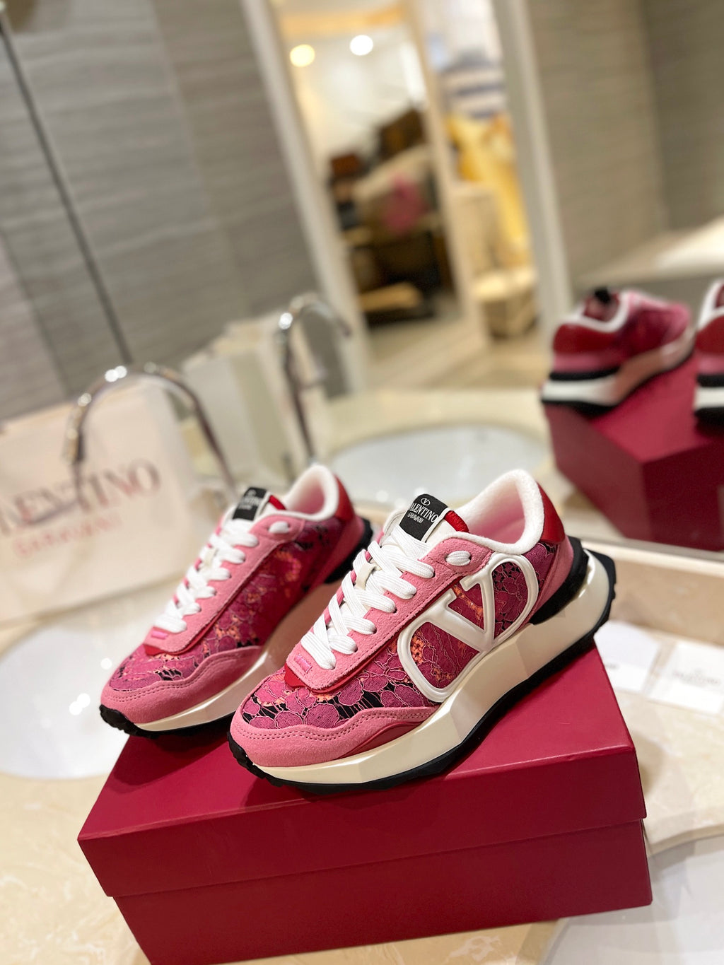 Valentino Sneaker