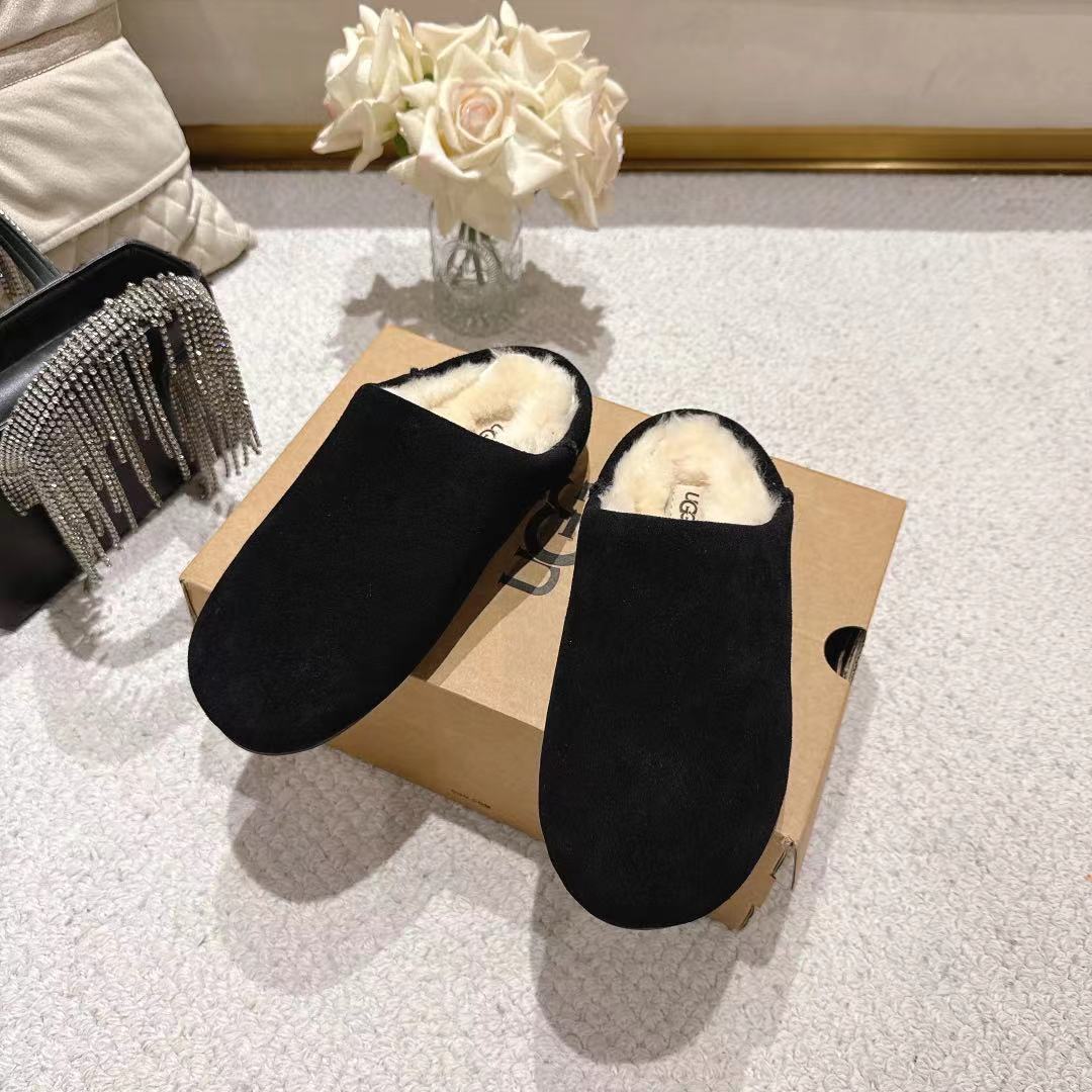 Ugg Slipper