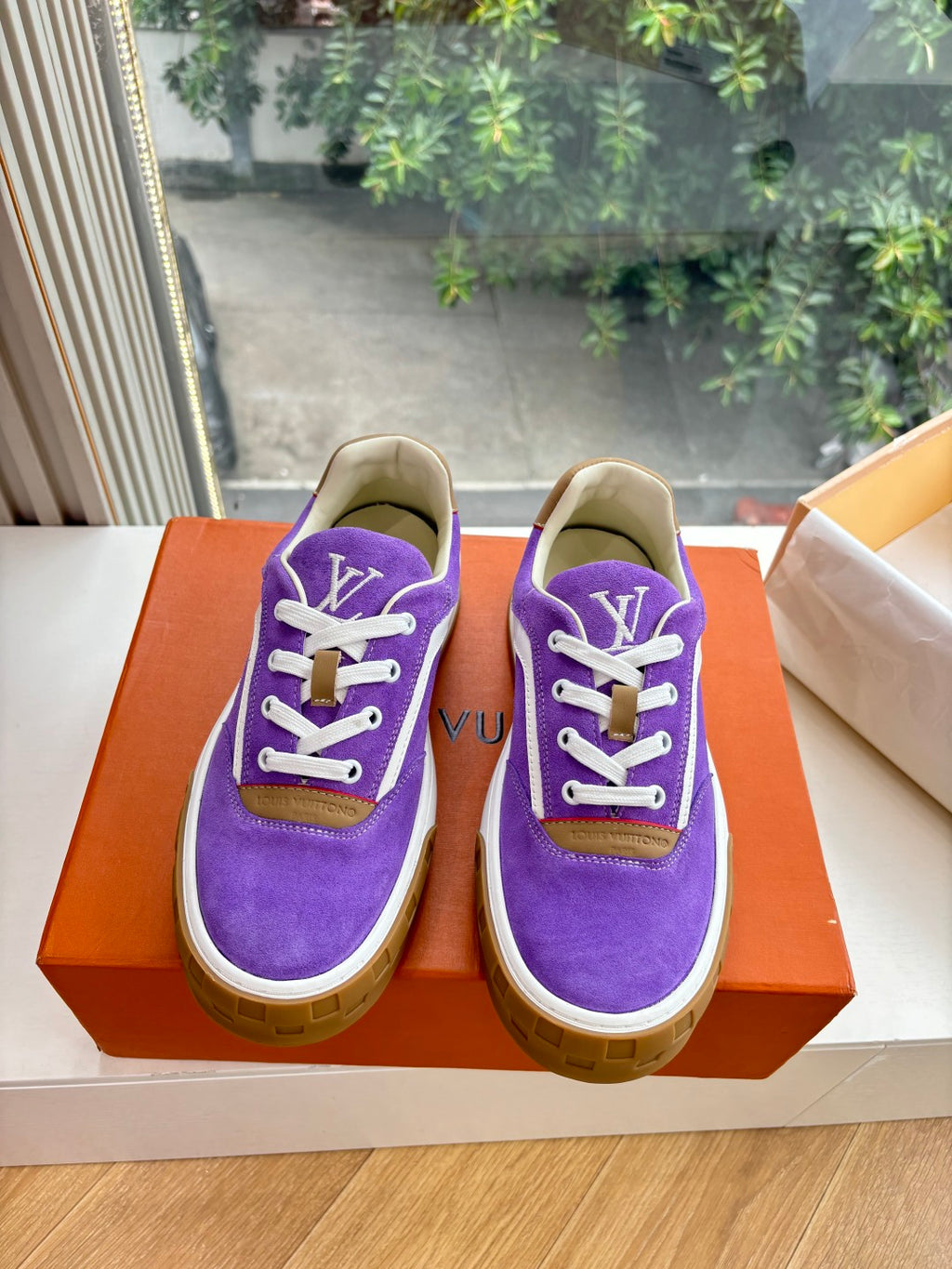 Louis Vuitton Sneaker