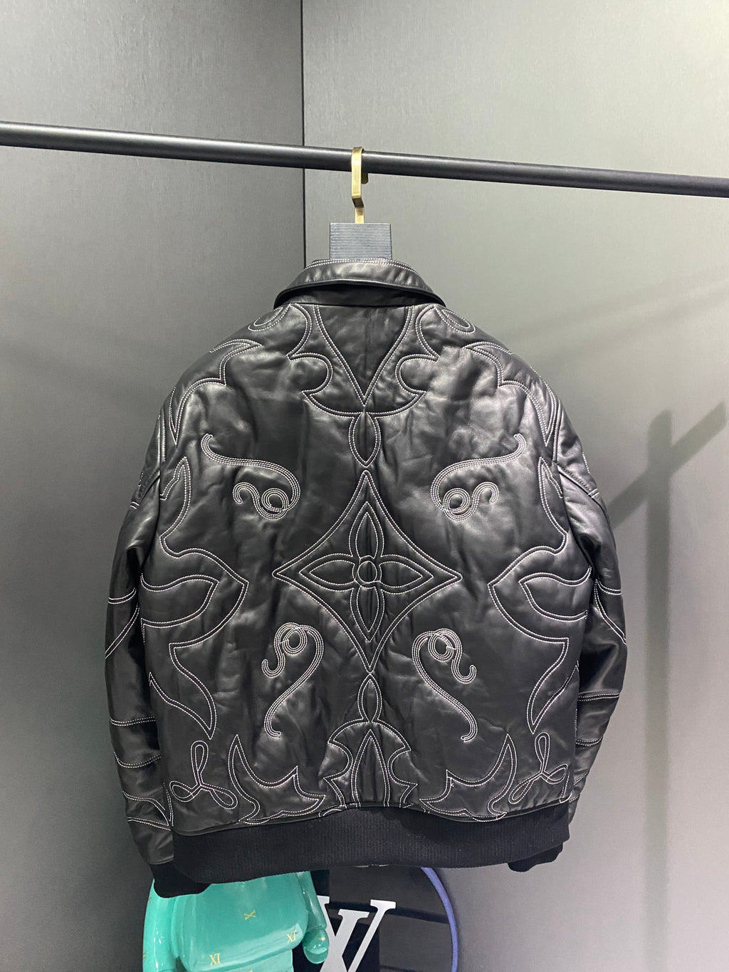 Louis Vuitton Deri Mont