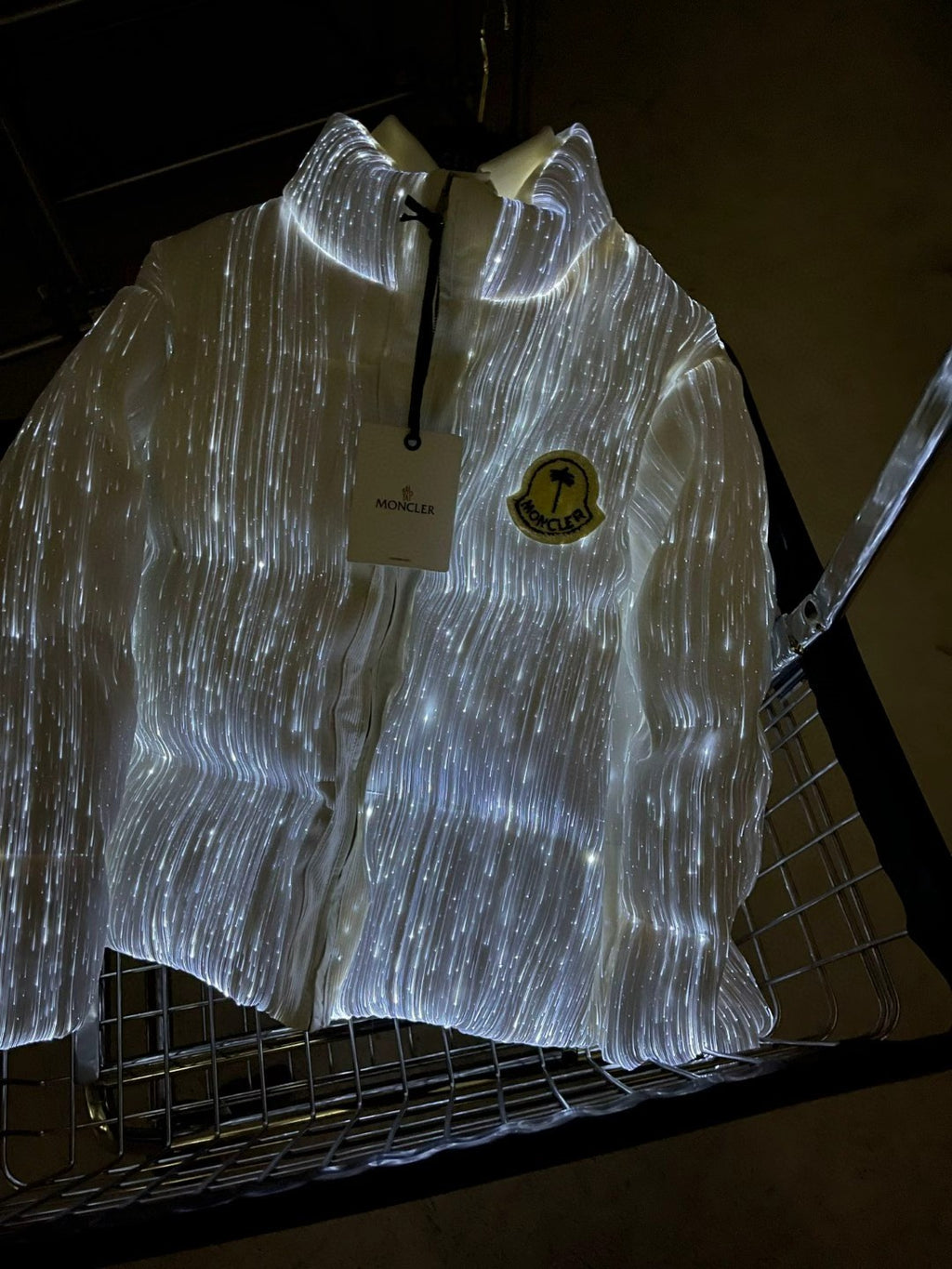 Moncler Mont Elektrikli (Powerbank'li)