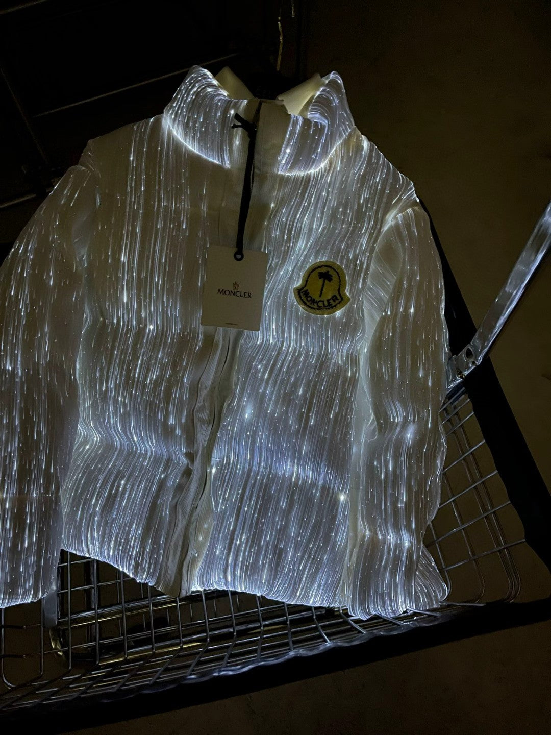 Moncler Mont Elektrikli (Powerbank'li)