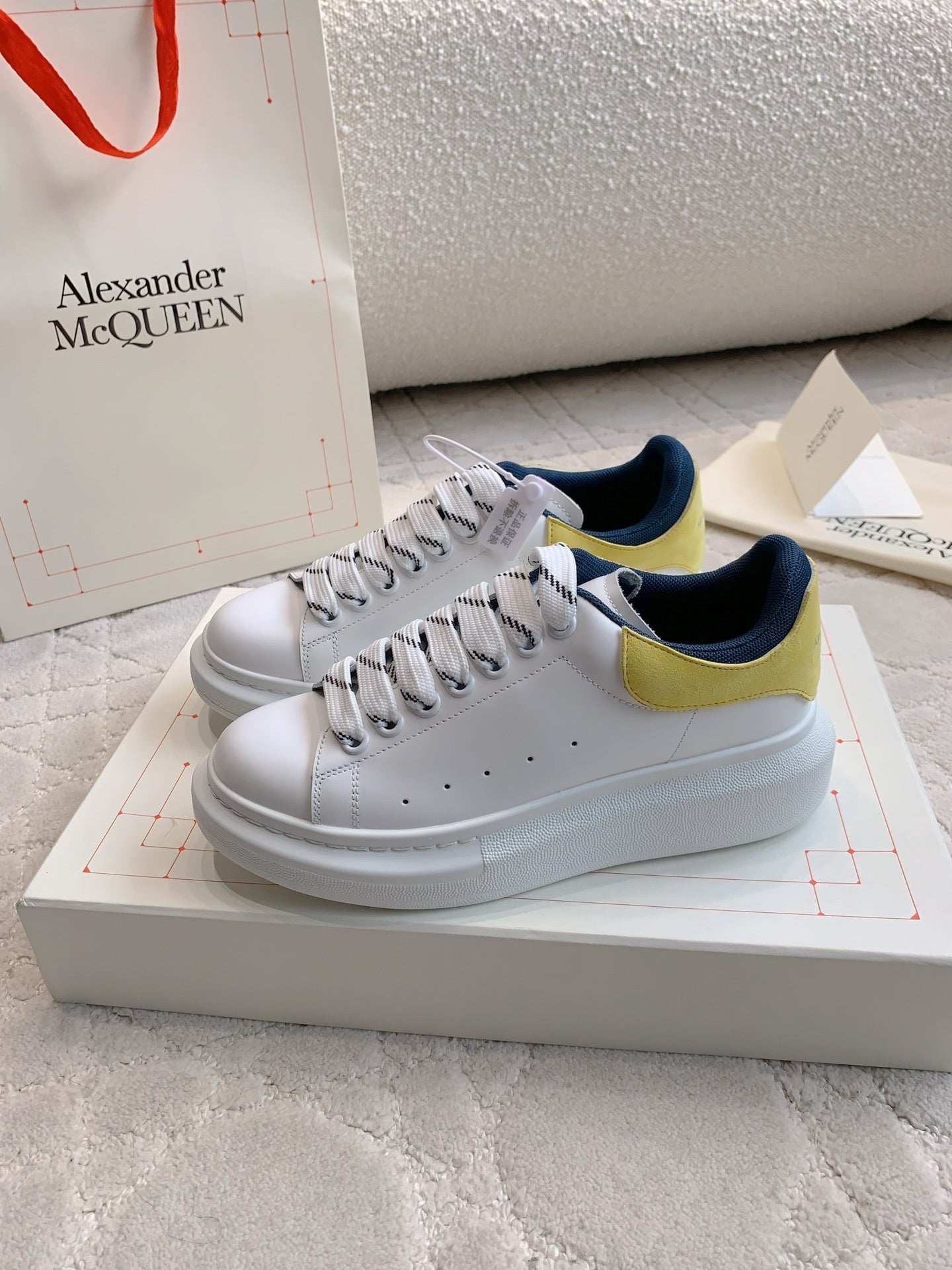 Alexander McQueen Sneaker