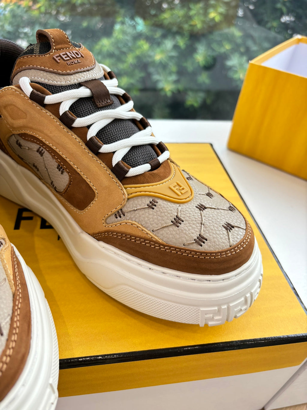 Fendi Sneaker