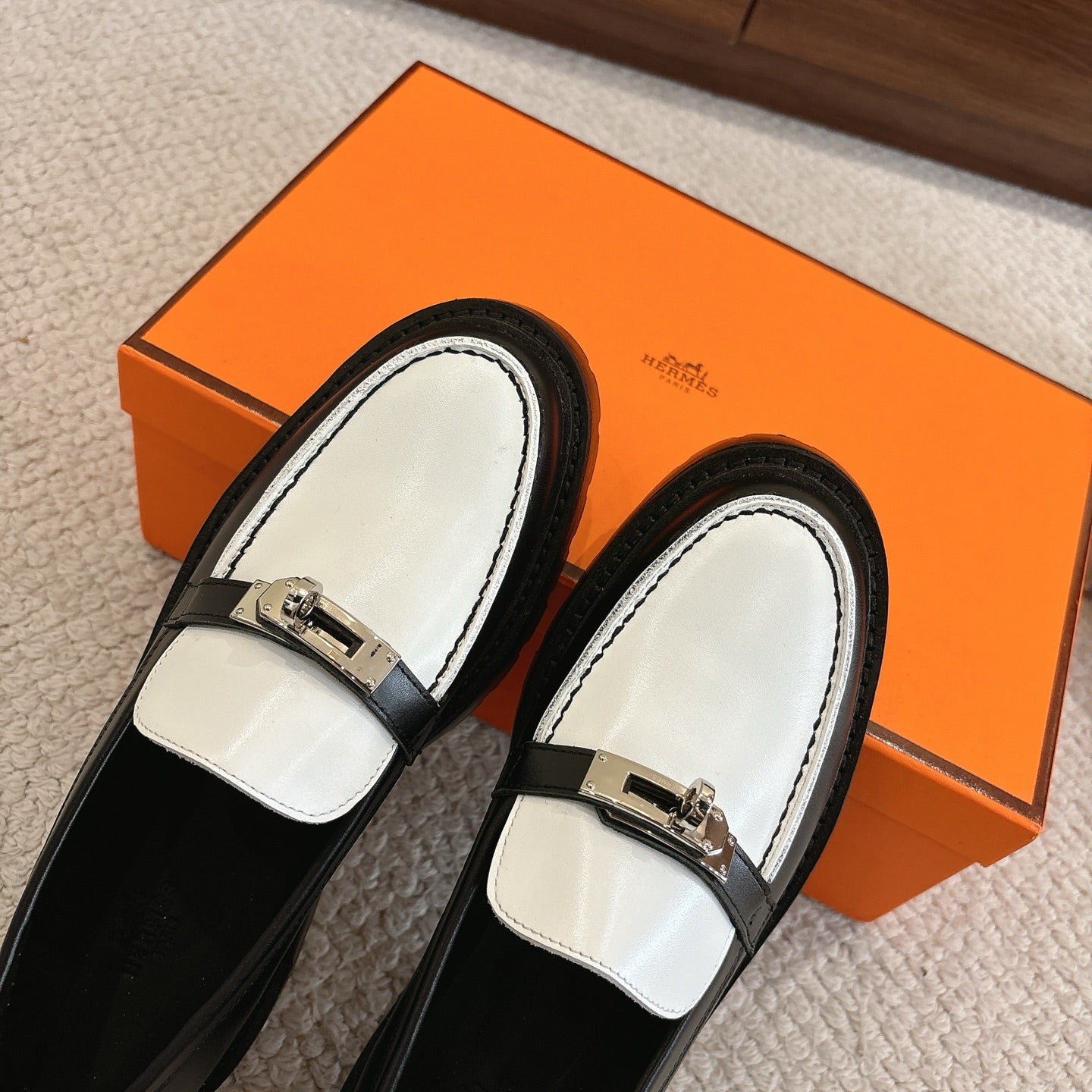 Hermes Sneaker