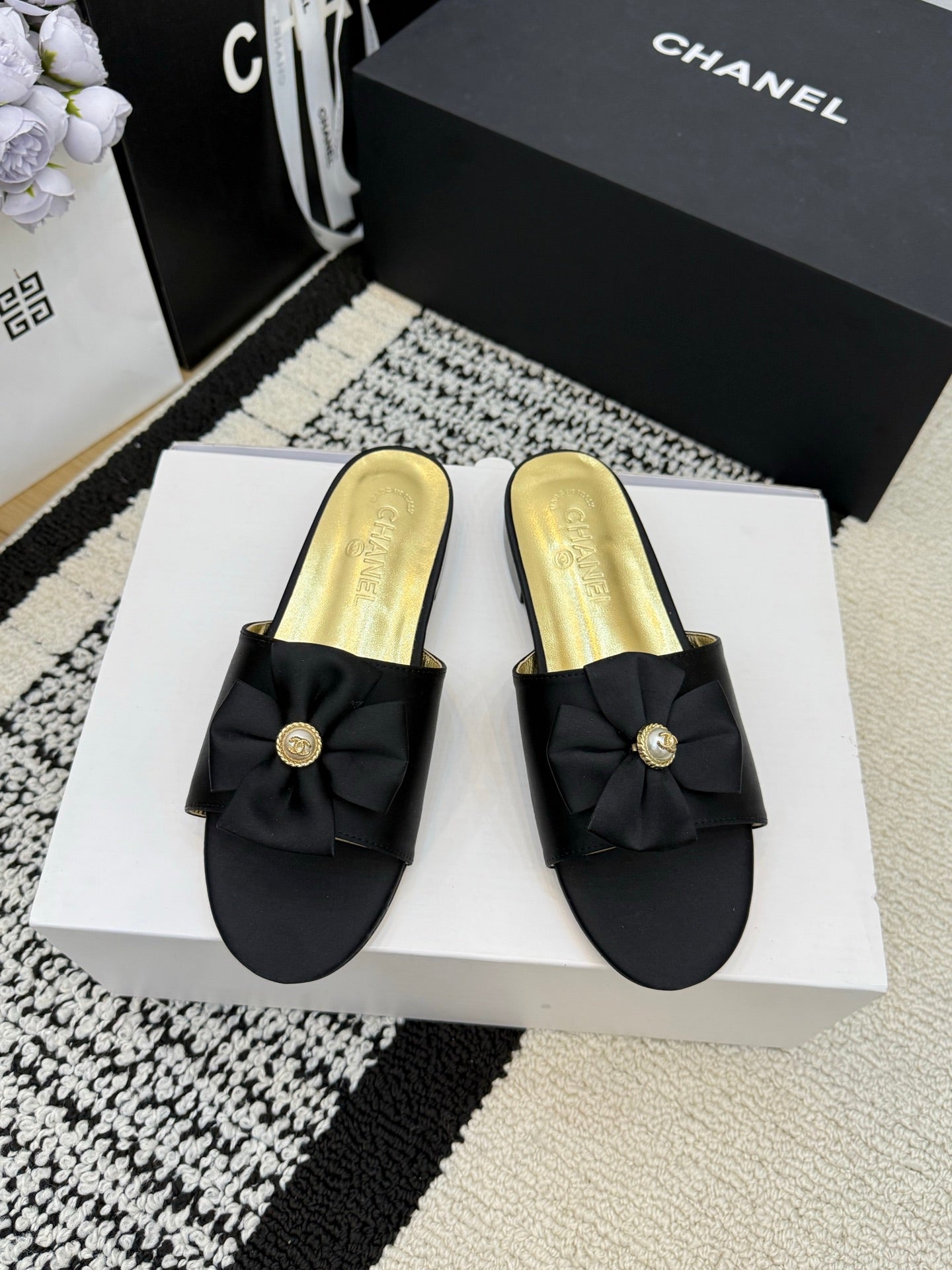 Chanel Slipper
