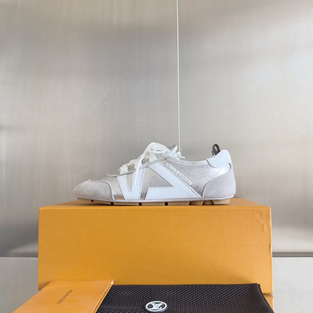 Louis Vuitton Sneaker
