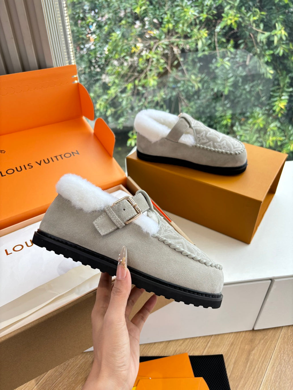 Louis Vuitton Slipper