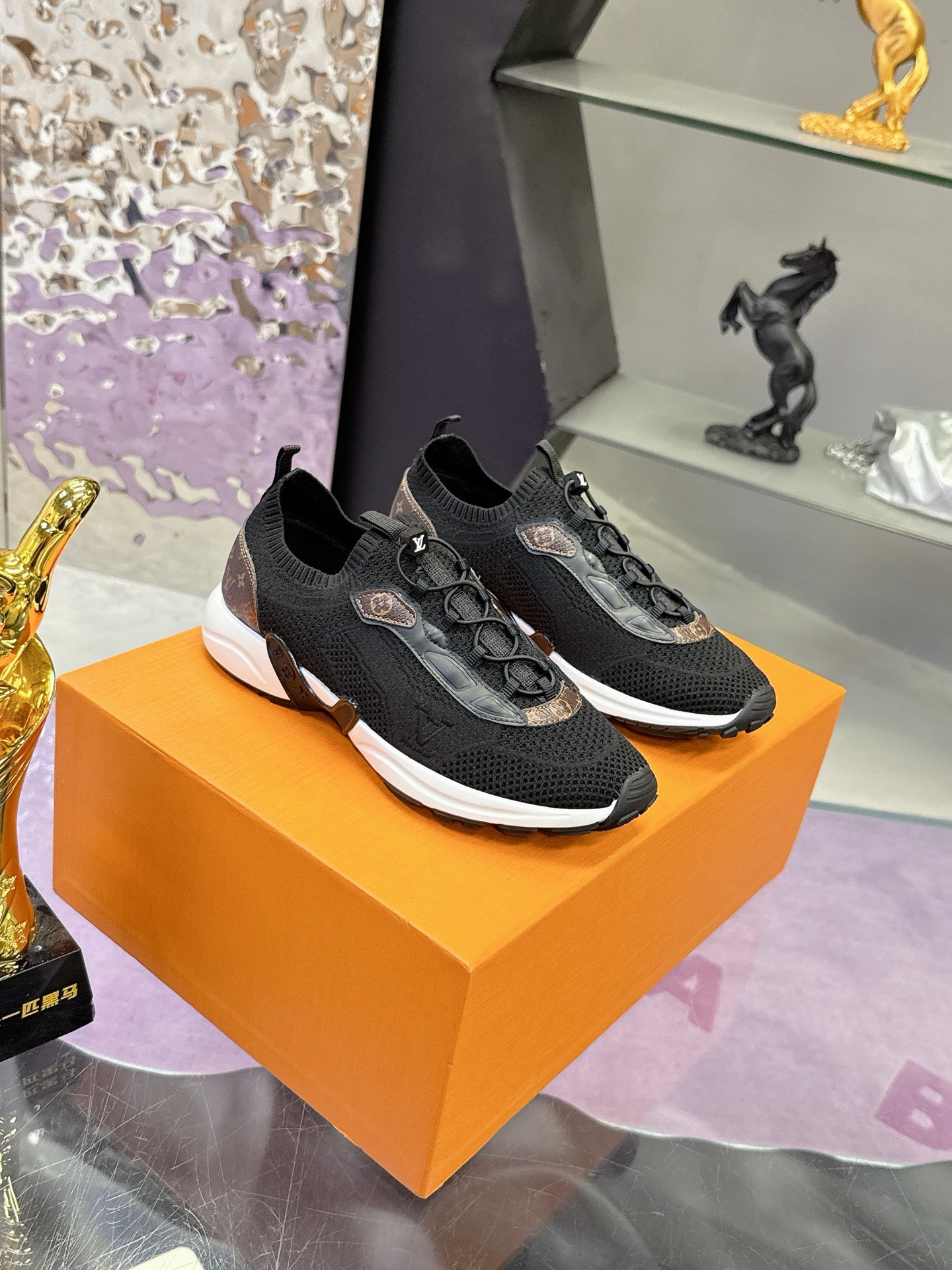 Louis Vuitton Sneaker