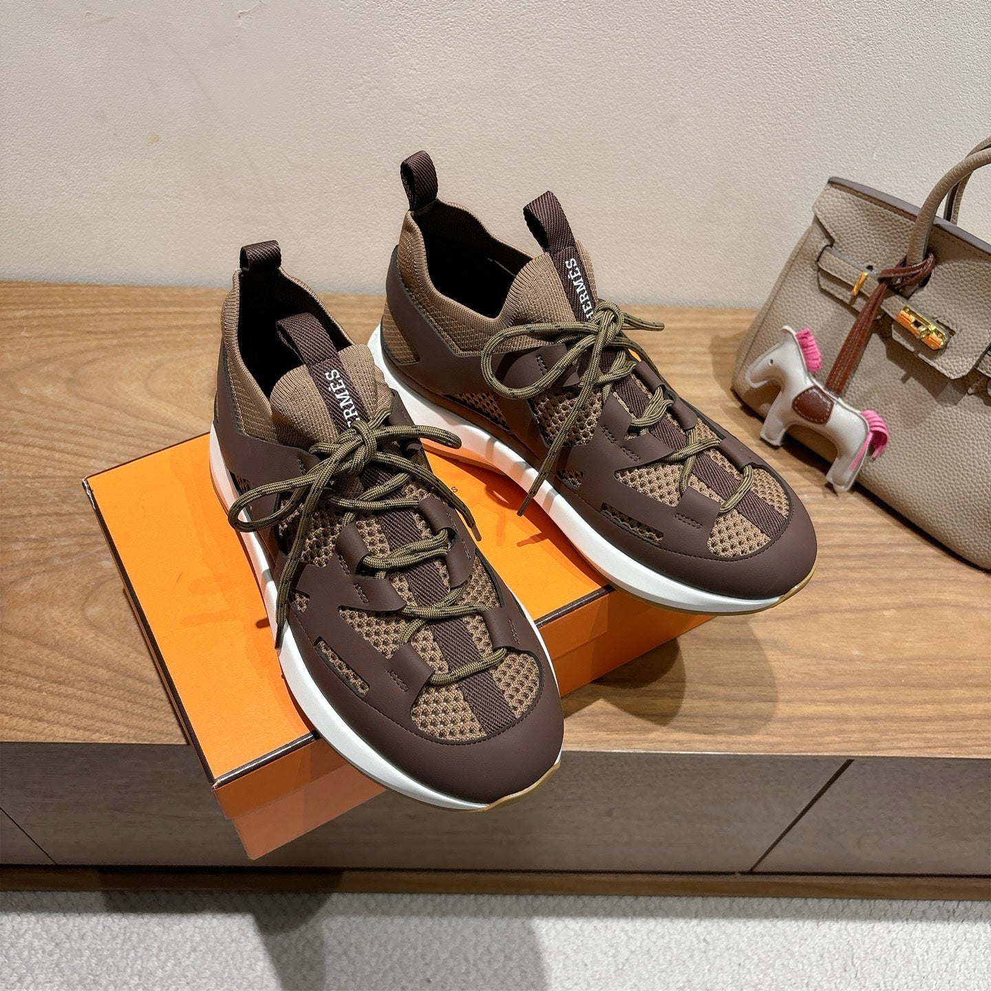 Hermes Sneaker